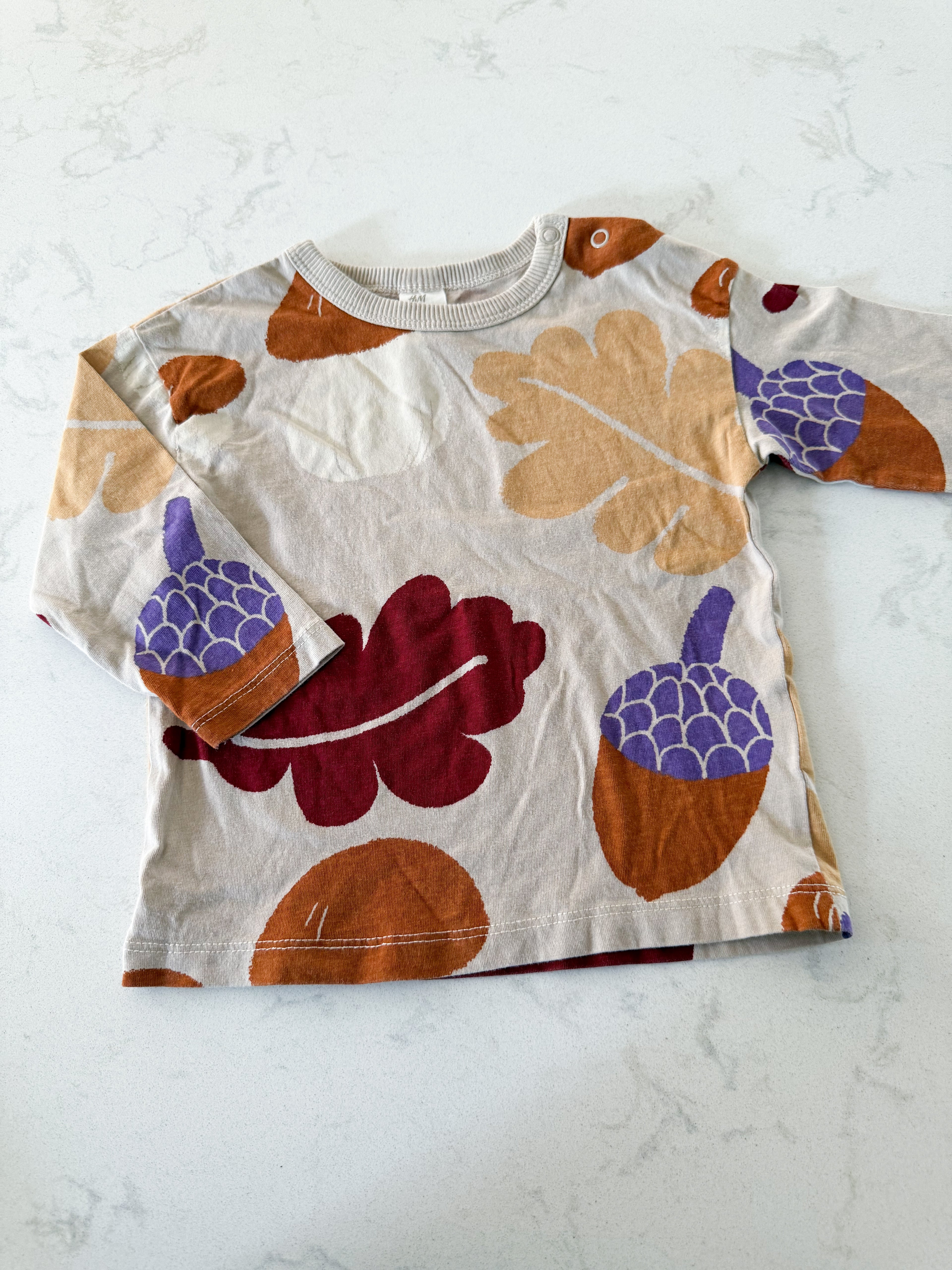 H&M- 18m- VGUC- long sleeve fall patterned shirt