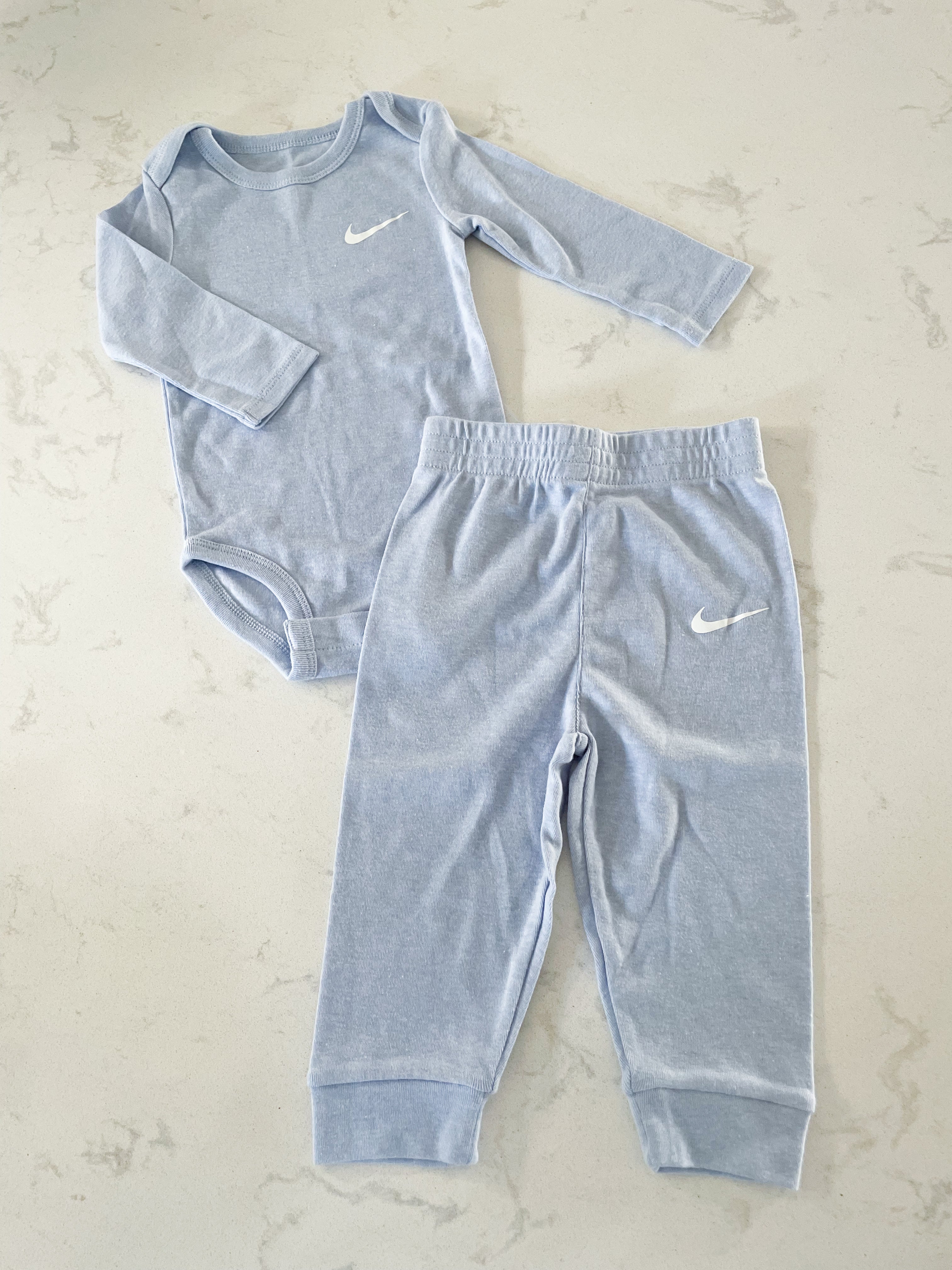 Nike- 9 months- ice blue matching set bodysuit and pants