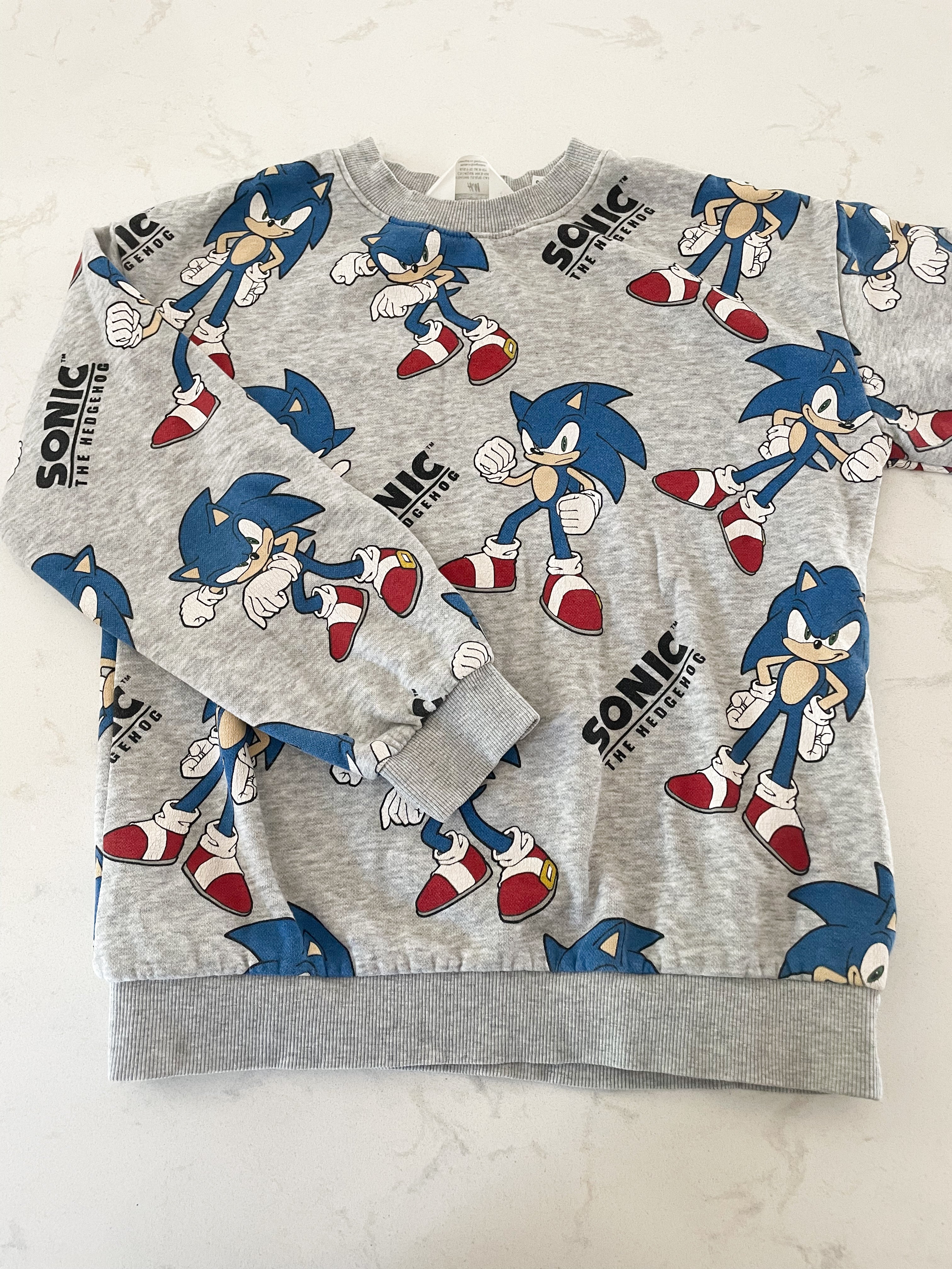 H&M- 8-10Y- grey crewneck Sonic the Hedgehog