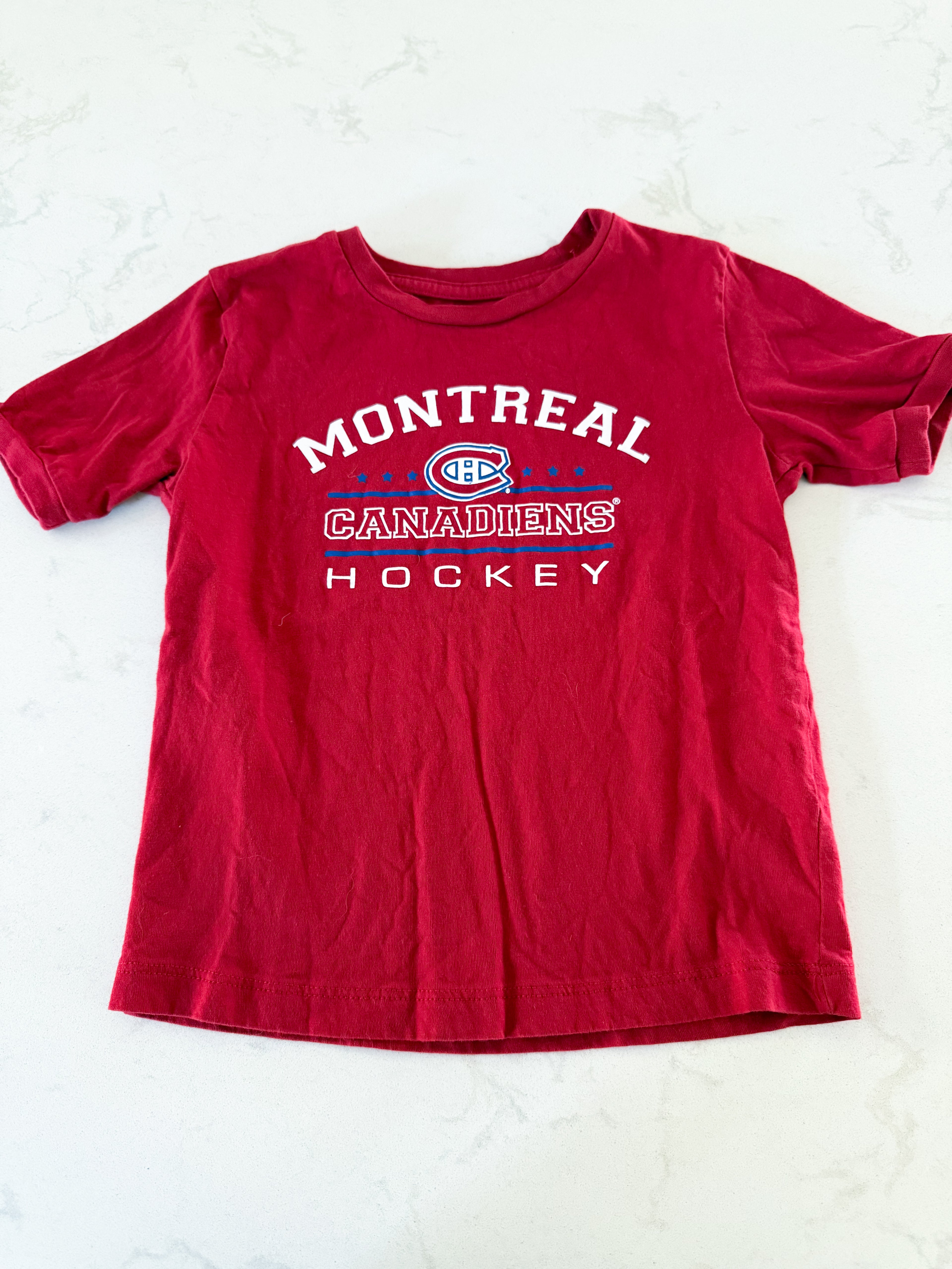 NHL- fits 5T- VGUC- red t shirt Montreal Canadiens