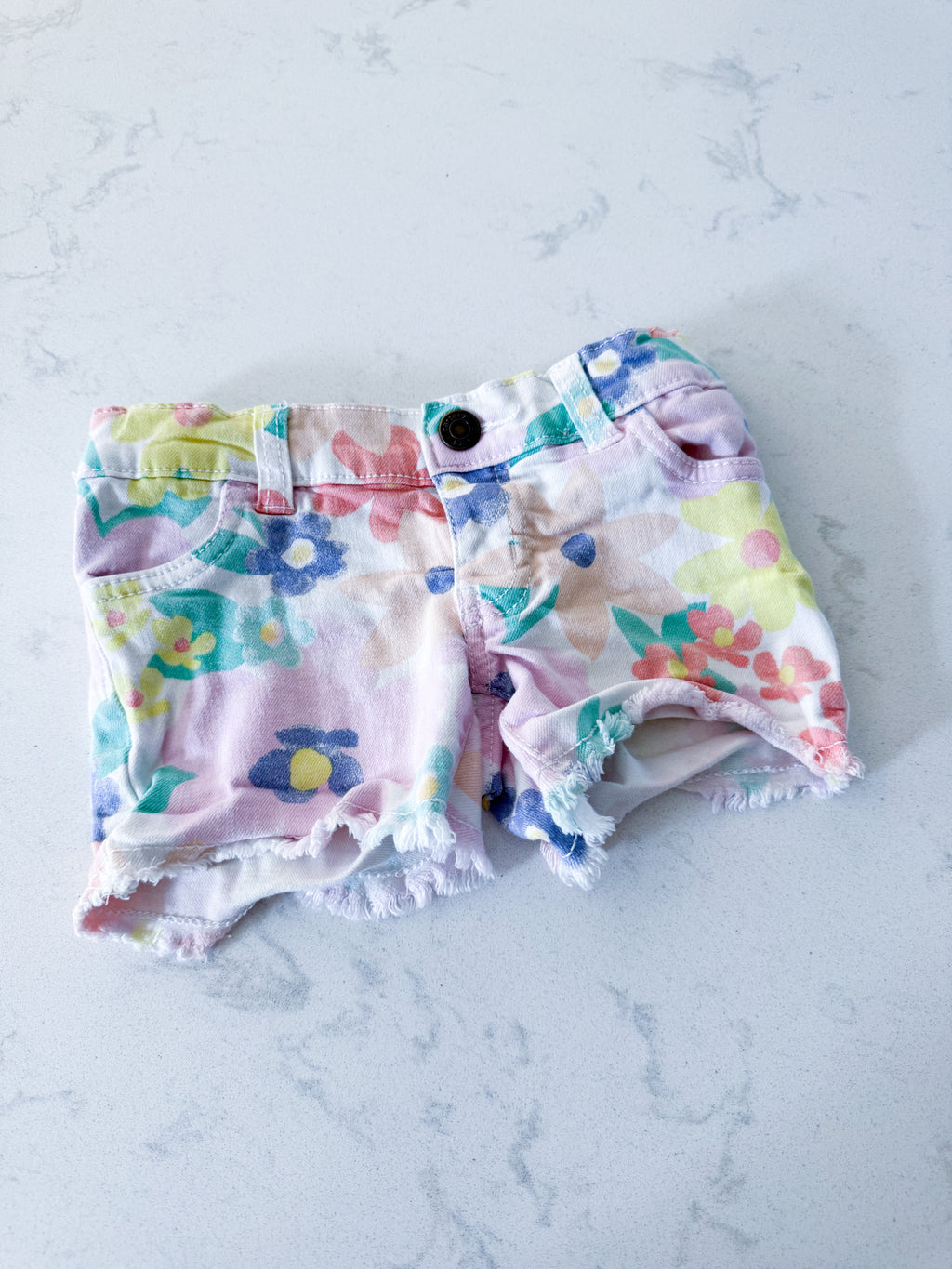 Carters- 4T- GUC- colourful floral Jean shorts