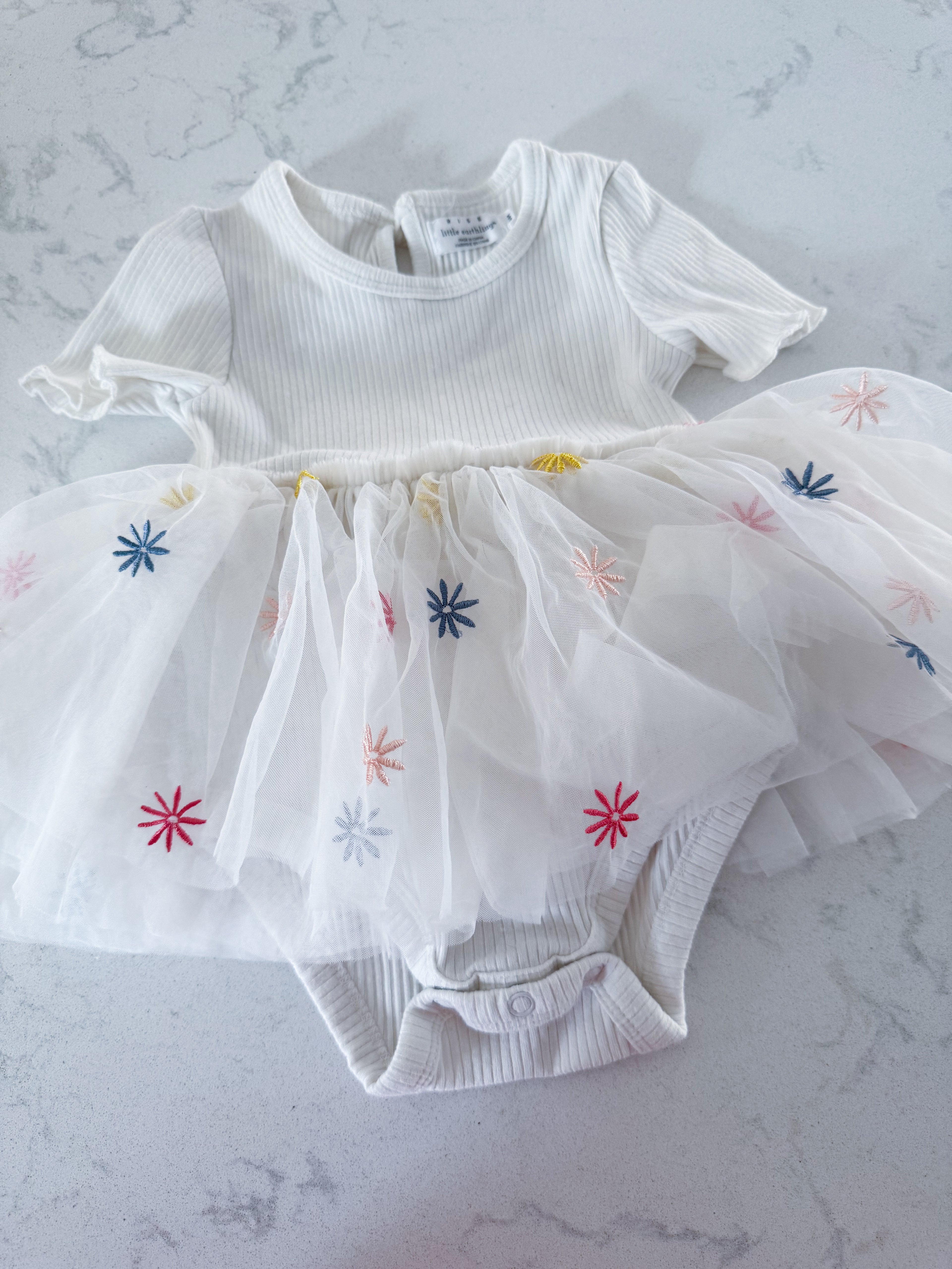 Rise Little Earthling- 6-9m- VGUC- white ribbed bodysuit dress with embroidered colourful tulle skirt