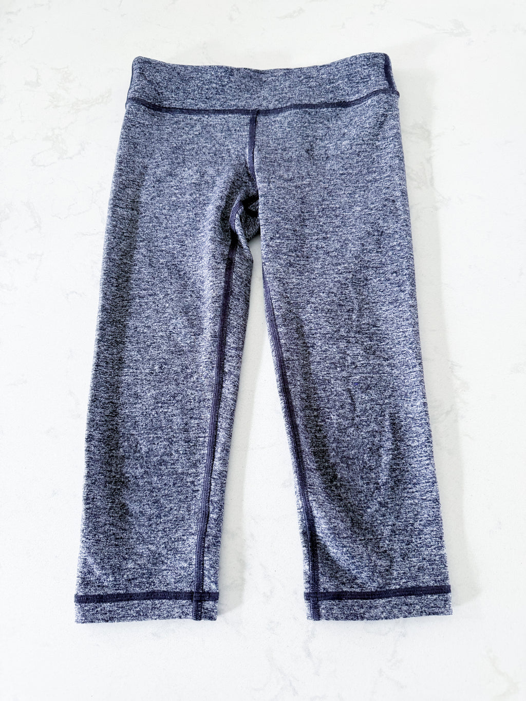 Iviva- 8Y- PLAY- dark purple capri athletic pants