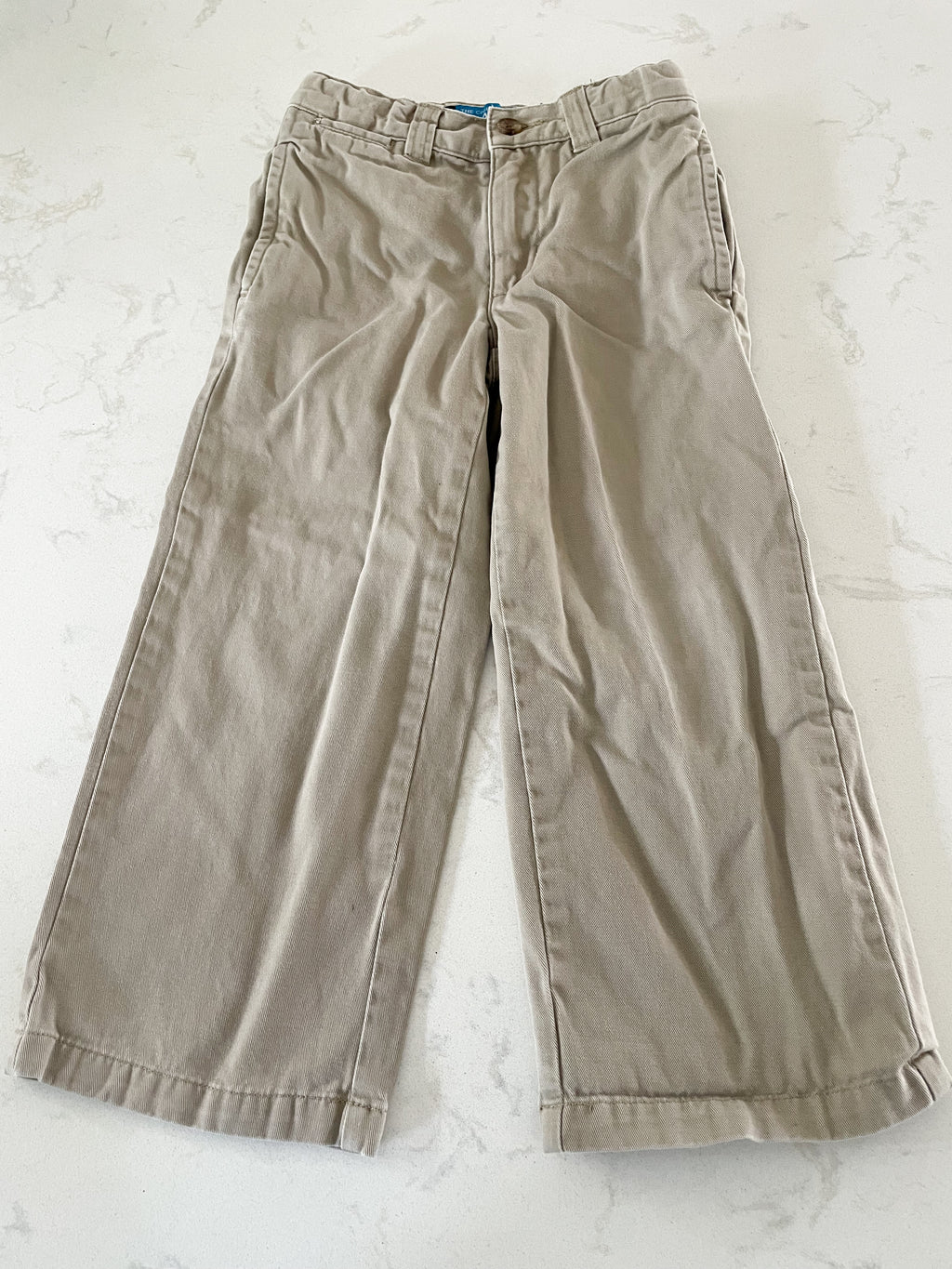 The Children’s Place- 4T- beige khaki pants