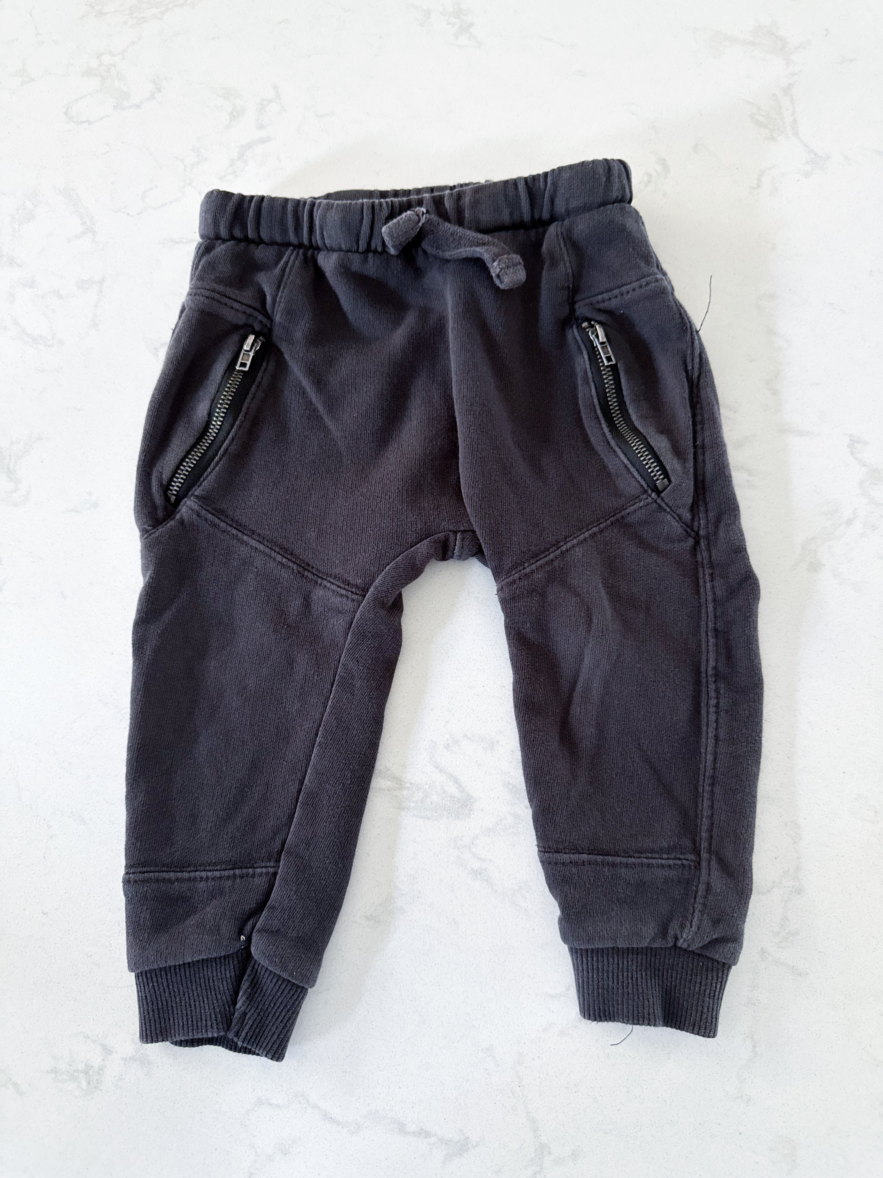 Zara- 12-18m- PLAY- dark grey sweats