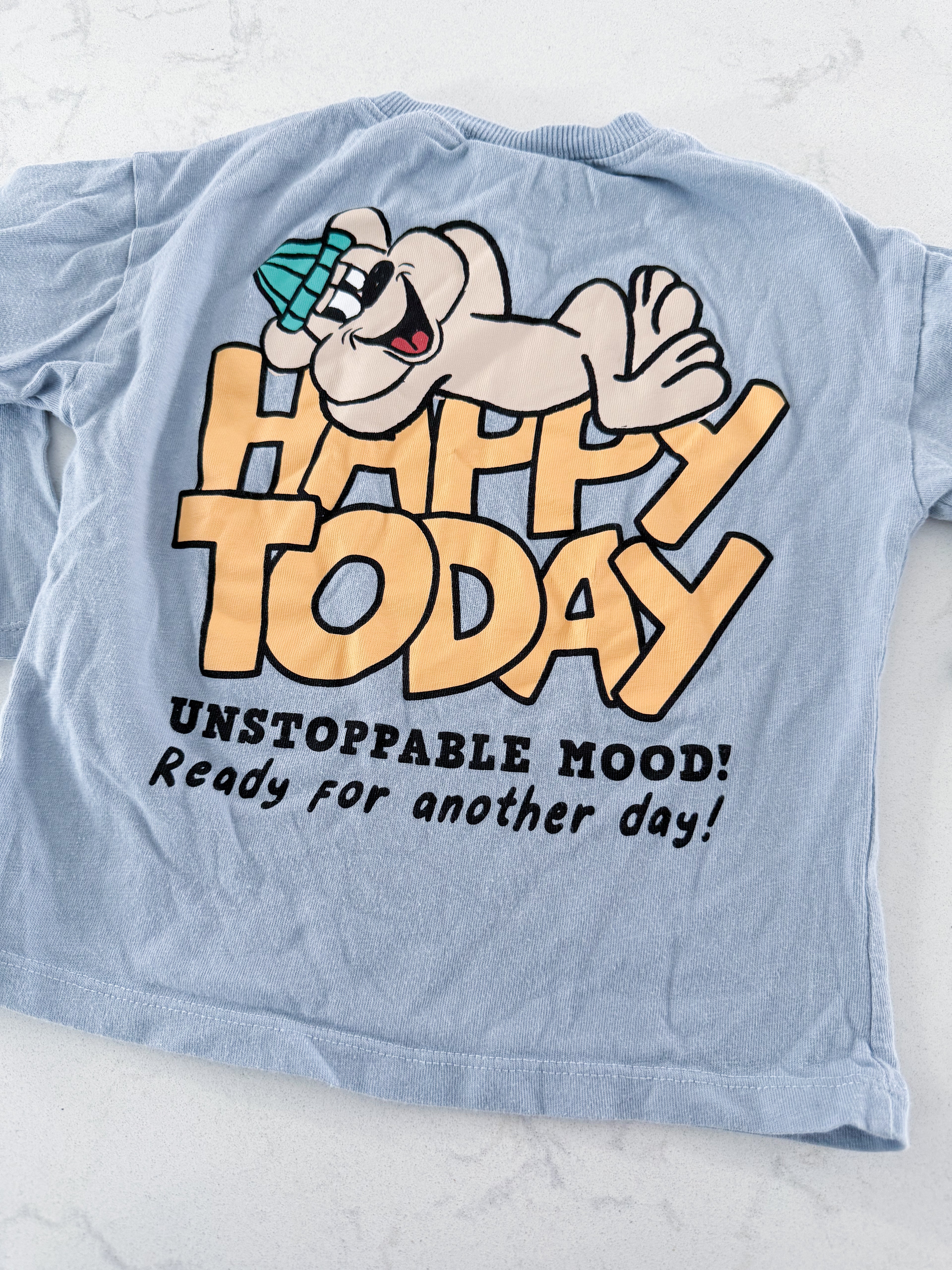 Zara- 12-18m- GUC- long sleeve light blue graphic shirt with bear