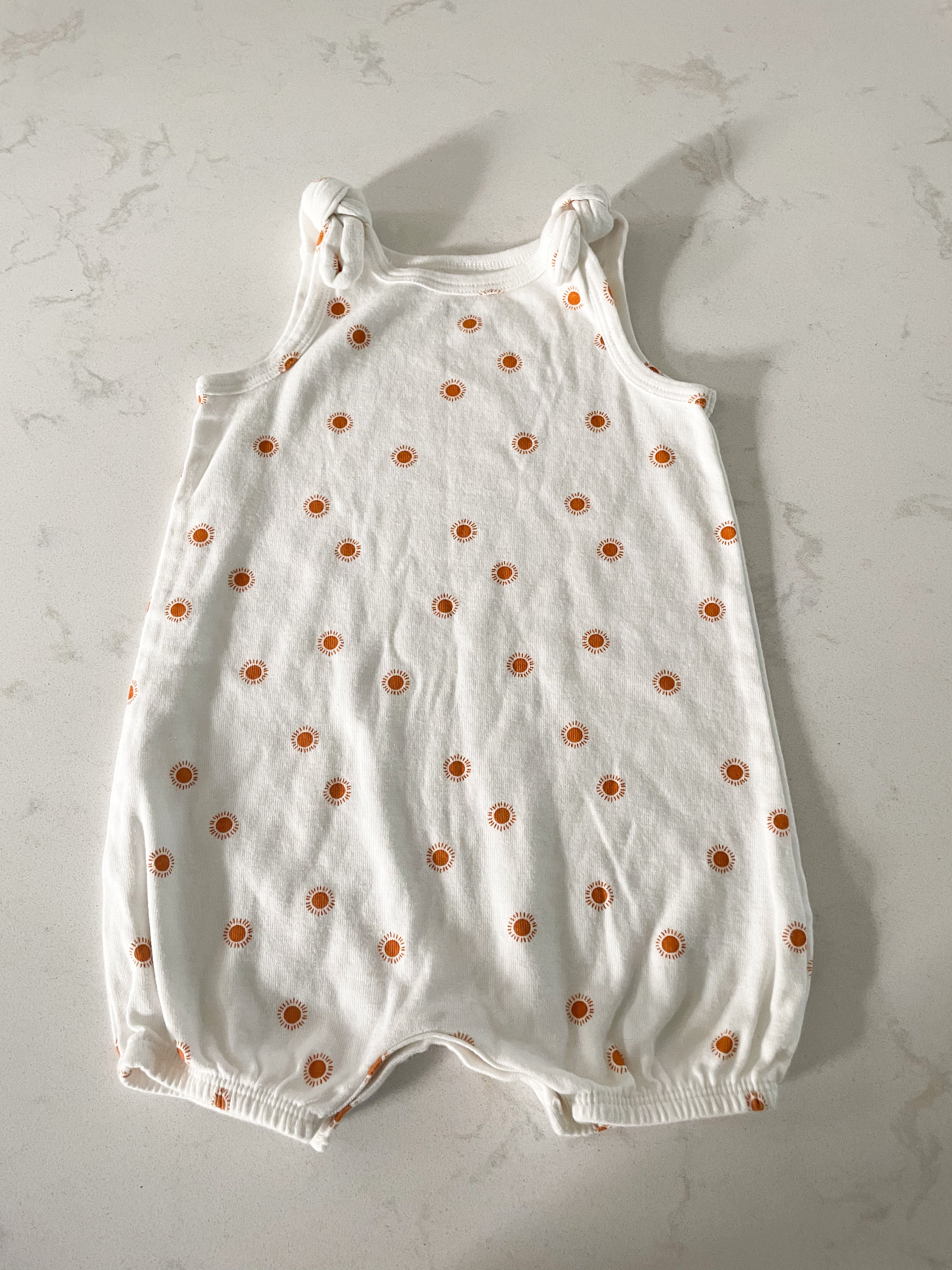 Carter’s-12m-GUC- white tank shorts romper with suns