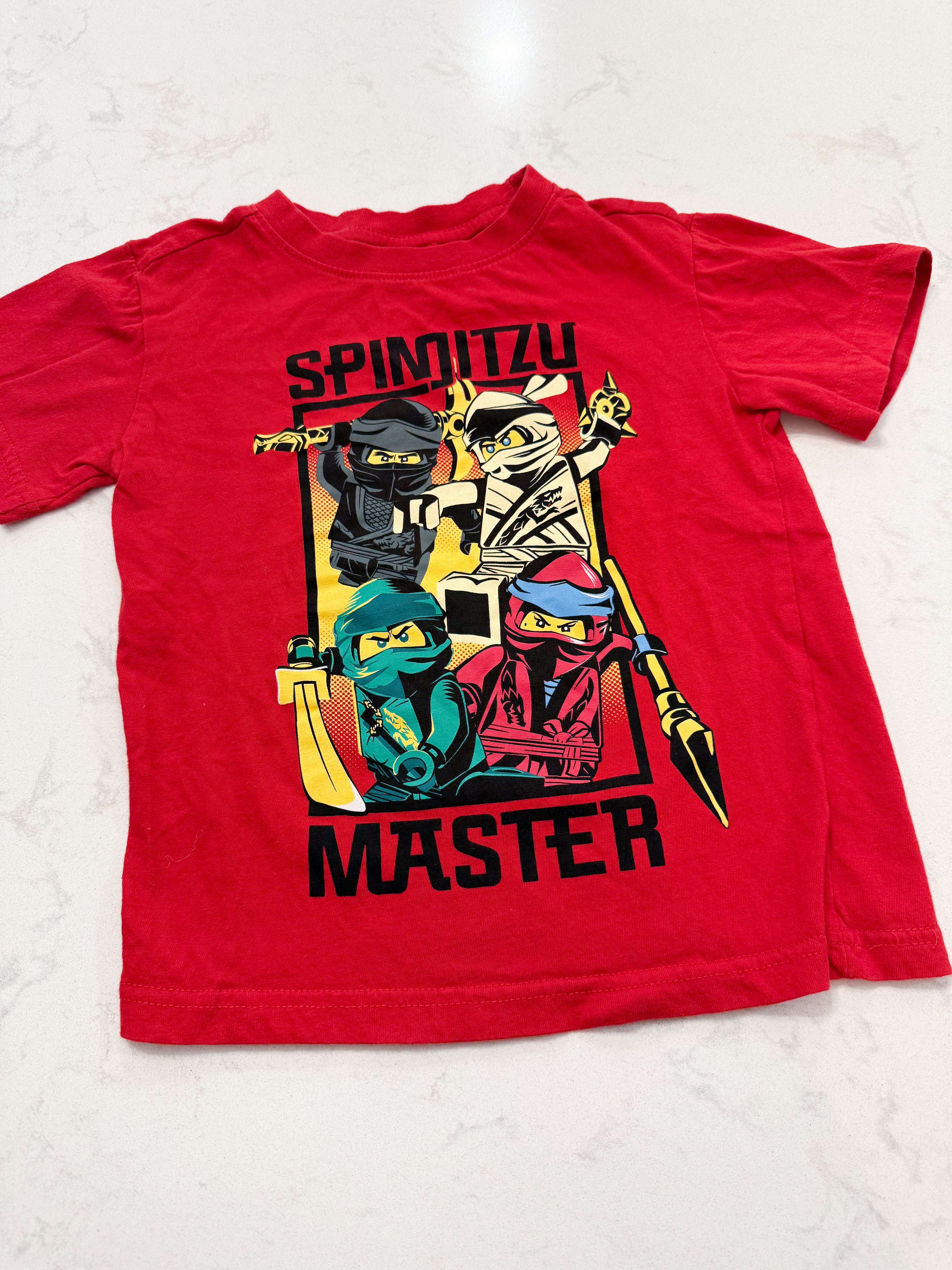 Lego- 4-5Y- VGUC- red spinjitzu t shirt