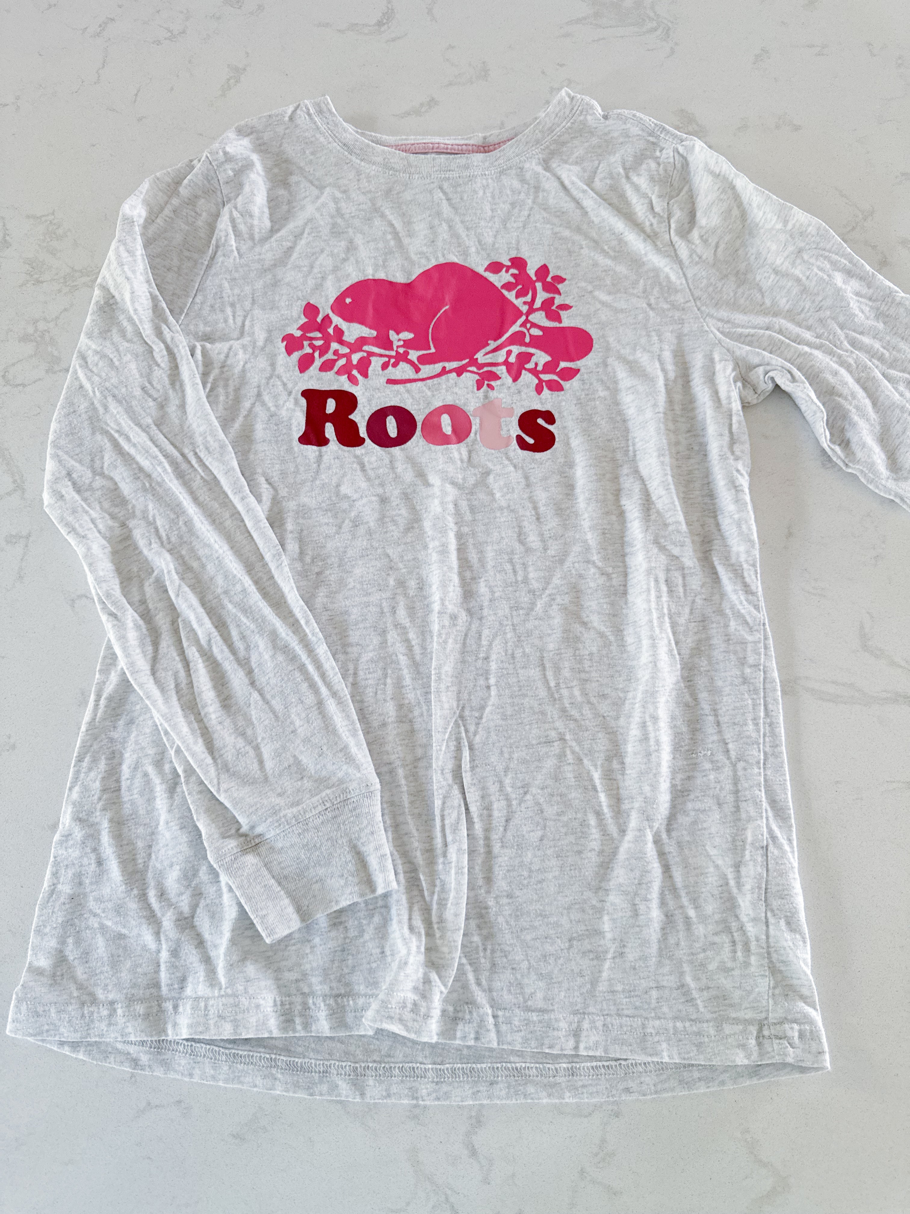 Roots- 13-14Y- VGUC- long sleeve light grey/white shirt with pink and red logo