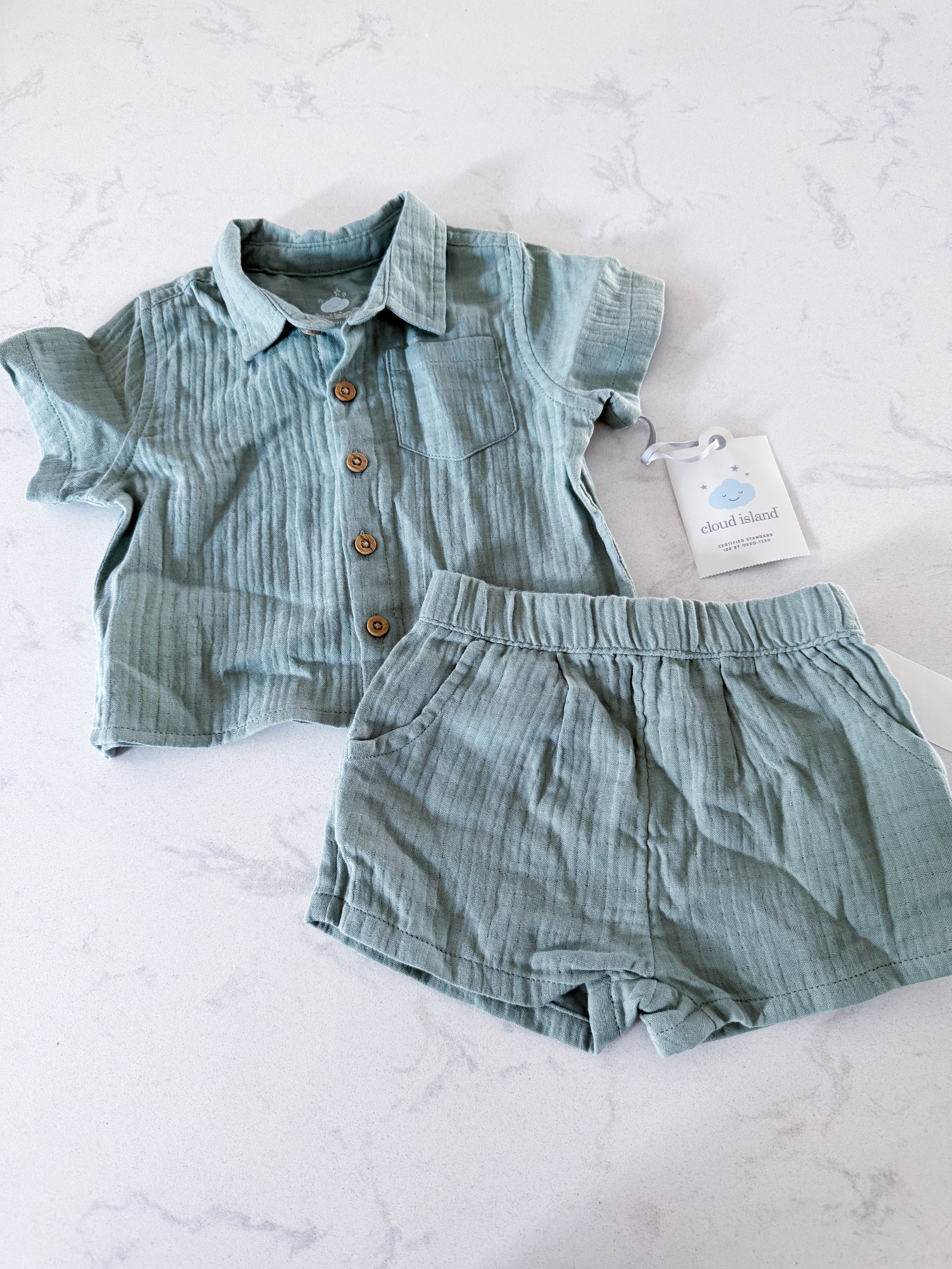 Cloud Island- 0-3m- BNWT- button up sage green set