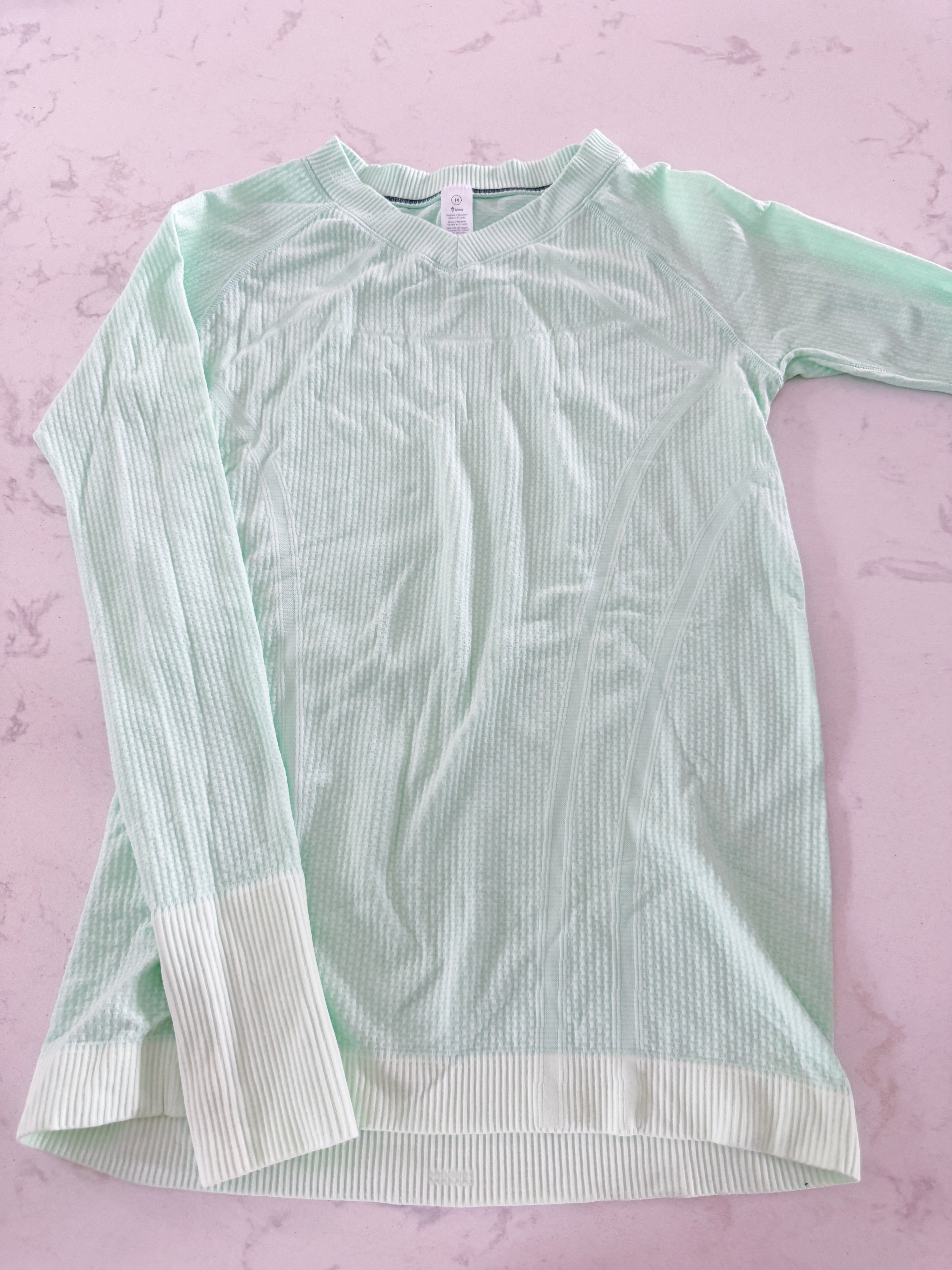 Iviva- 14Y- EUC- neon green (colour is brighter in person) long sleeve athletic shirt