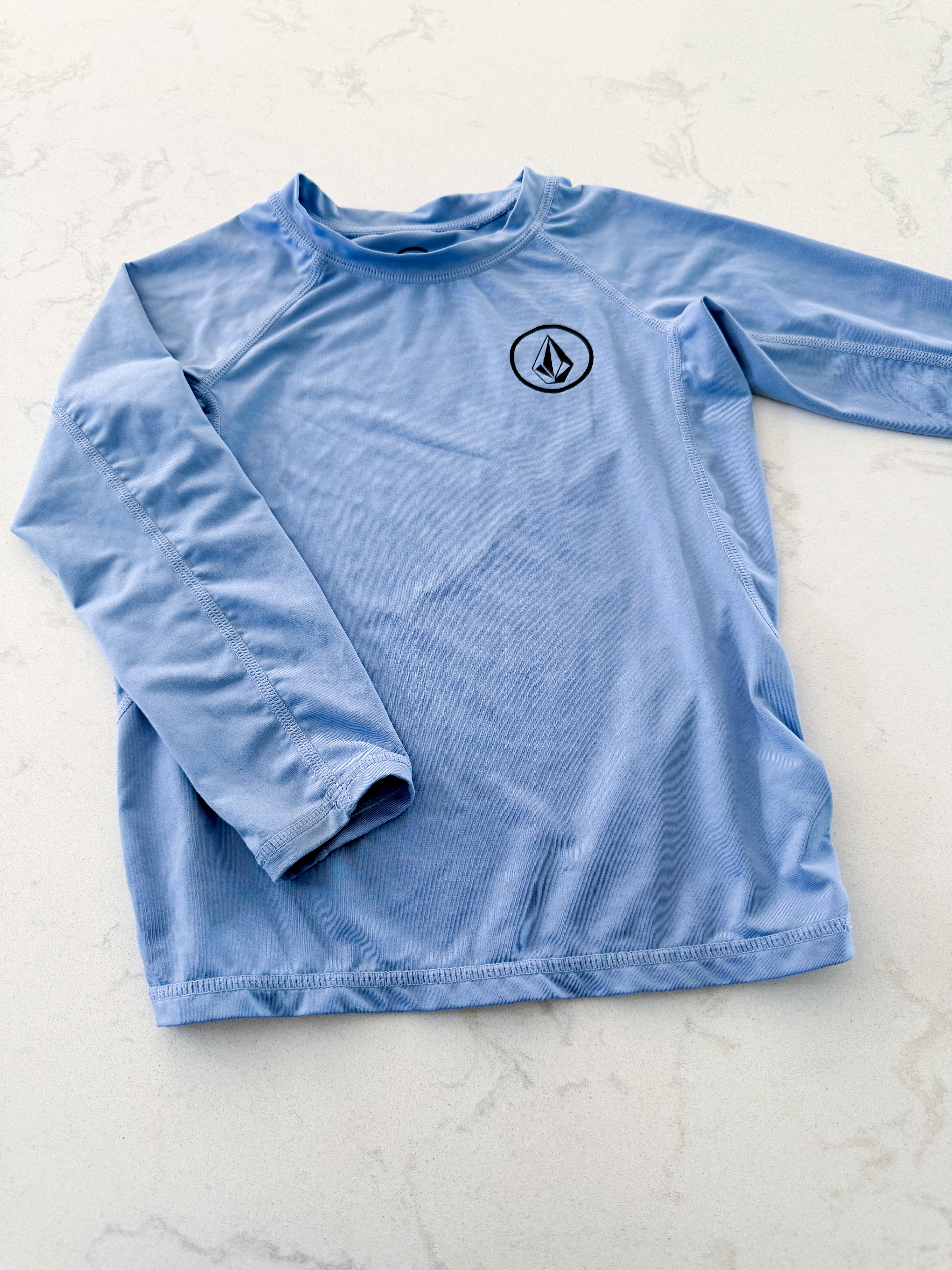 Volcom- 4T- VGUC- light blue thin rashguard with logo on front