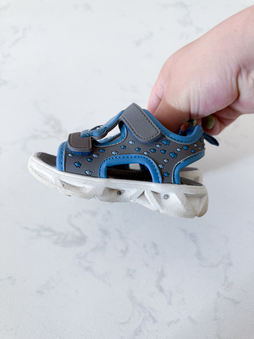 Carters- 4C- GUC- grey and blue Velcro shark sandals with light up heel