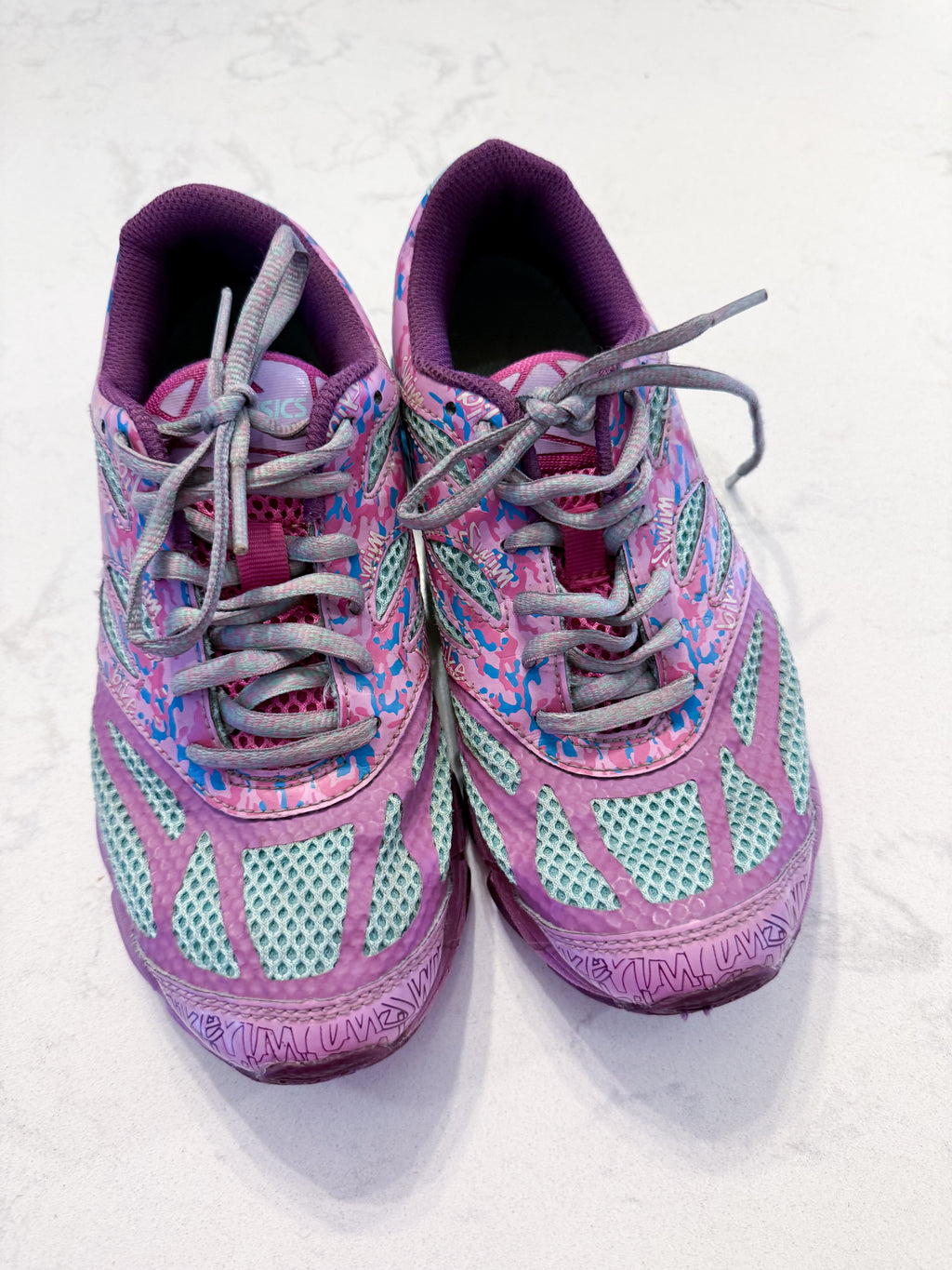 Asics- 4Y- GUC- purple and blue running shoes