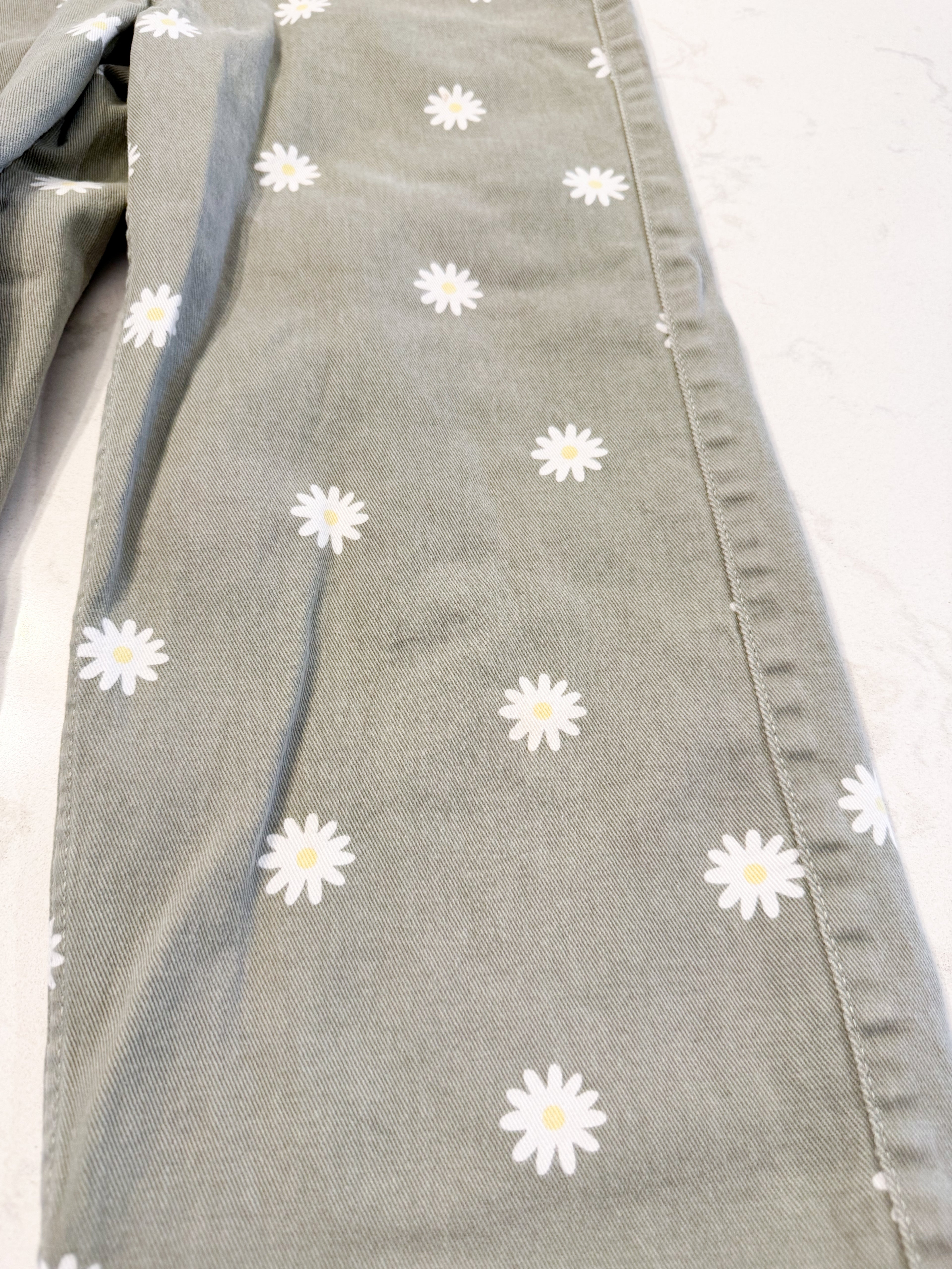 George- 14Y- PLAY- sage green jeans with adjustable waist and daisies