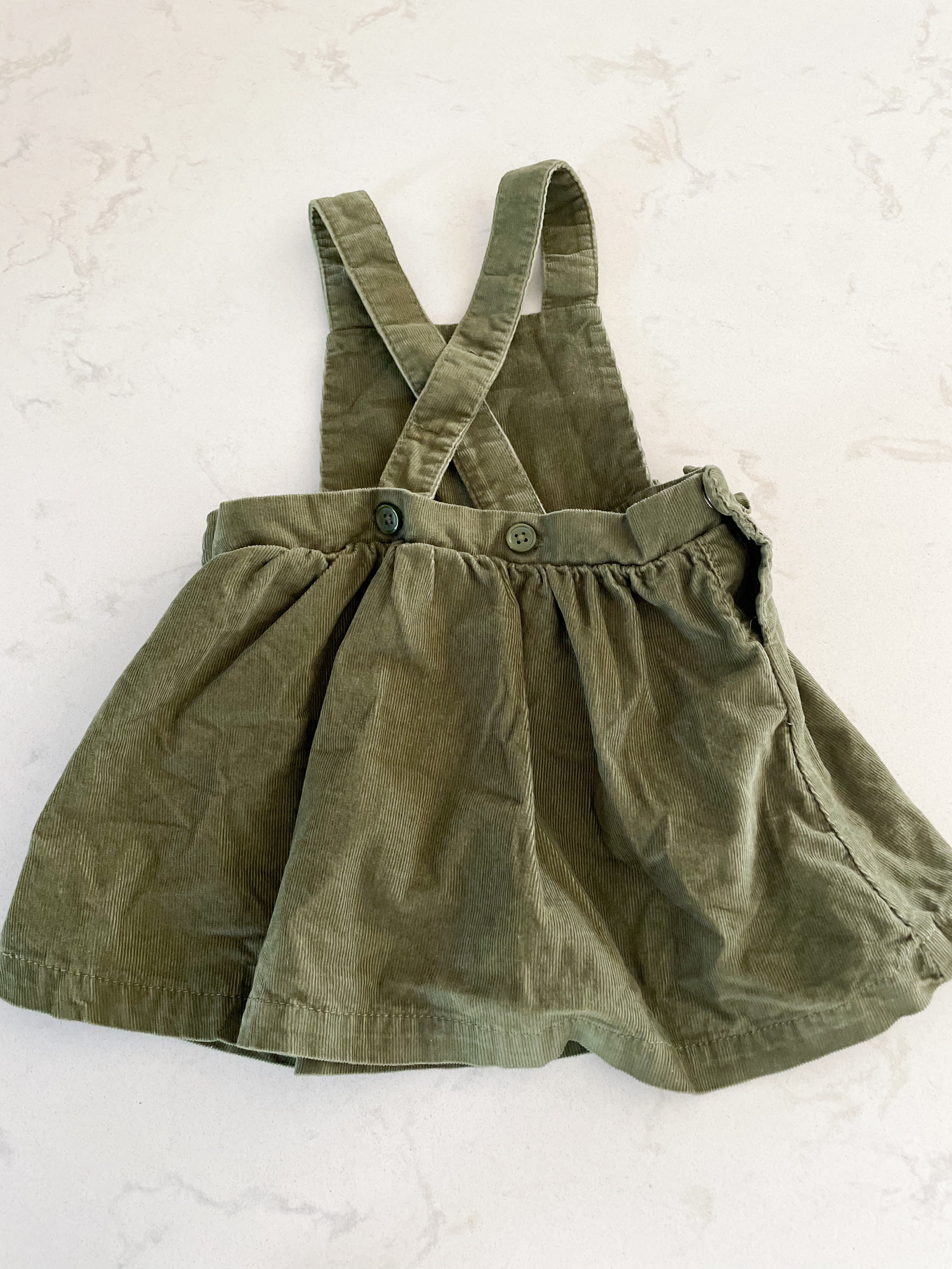 Carter’s-12m-GUC-olive green corduroy overall dress