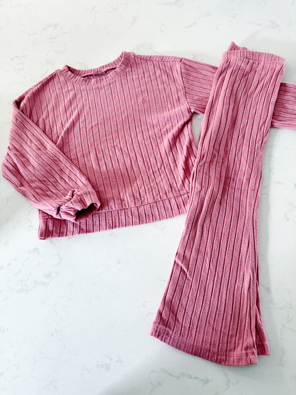 Gap- 4-5T- PLAY- dusty pink ribbed flare two piece set