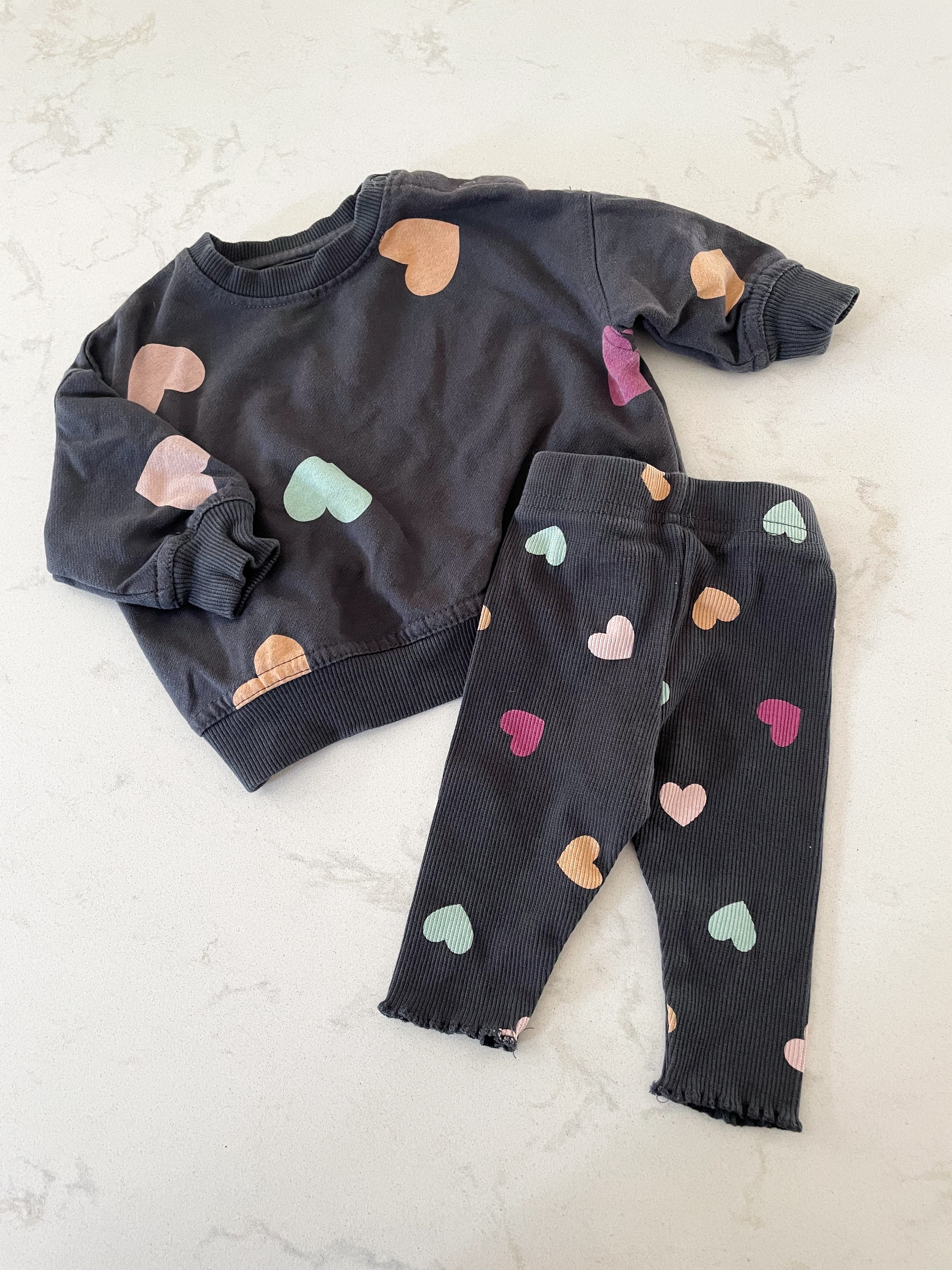 George- 0-3 months- dark grey hearts sweat set