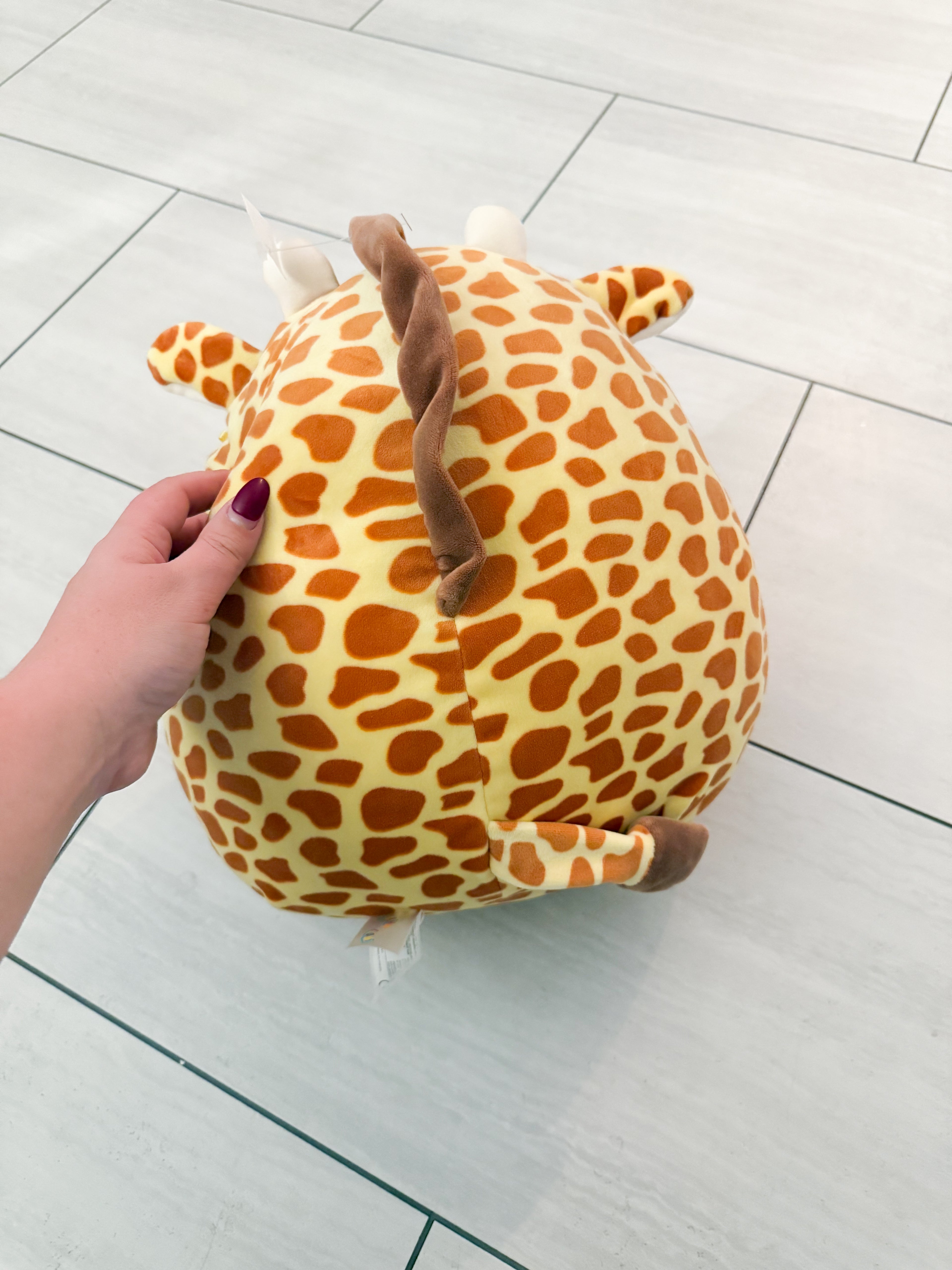 Squishmallow- giraffe- PLAY