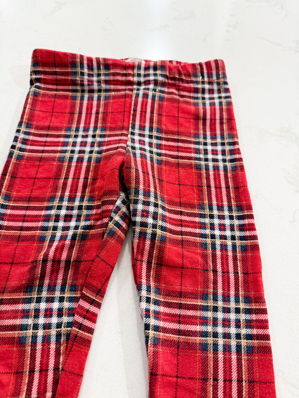 H&M- 3T- GUC- red plaid fleece lined leggings