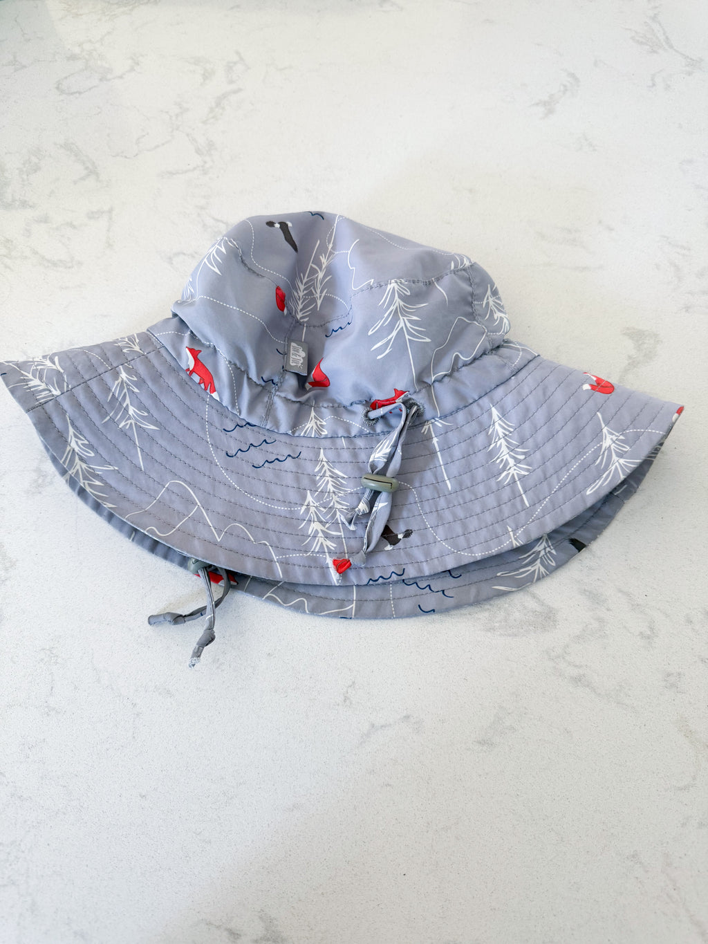 Jan and Jul- L (2-5Y)- VGUC- grey sun hat with little foxes