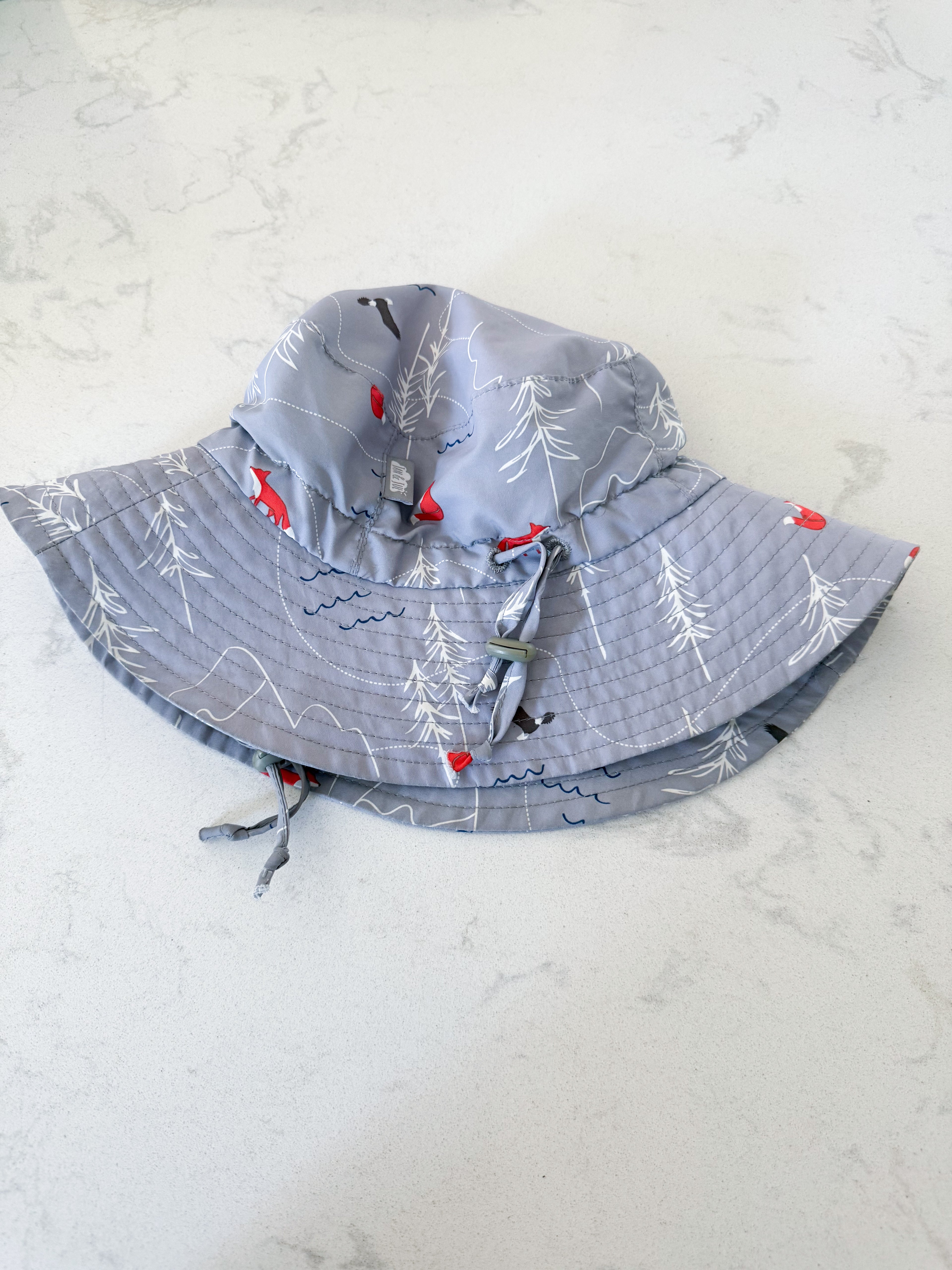 Jan and Jul- L (2-5Y)- VGUC- grey sun hat with little foxes
