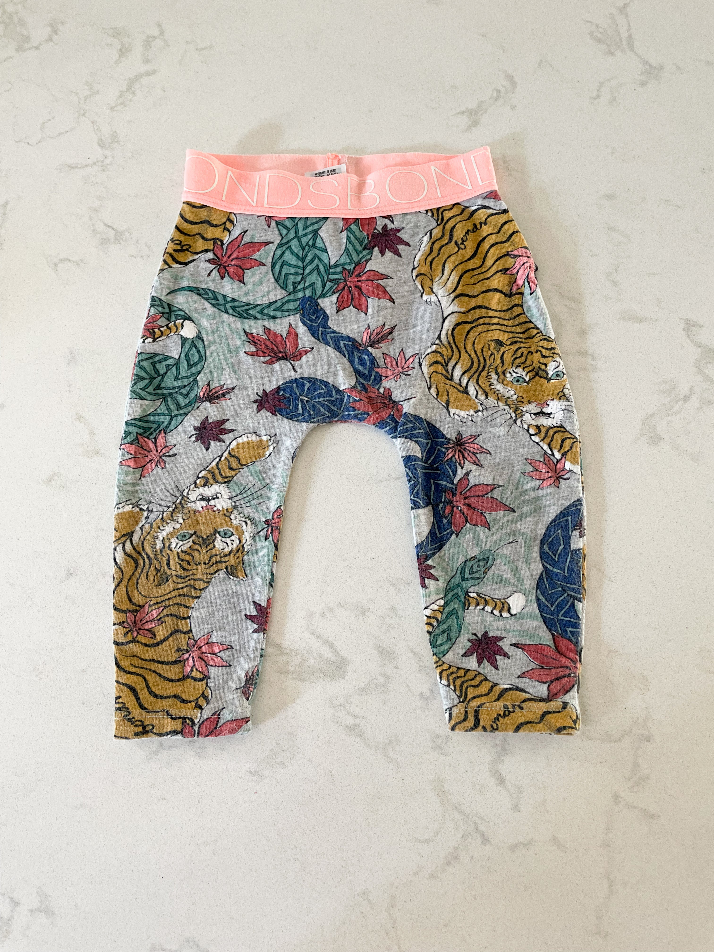 BONDS- size 00 (3-6 months)- tiger pants
