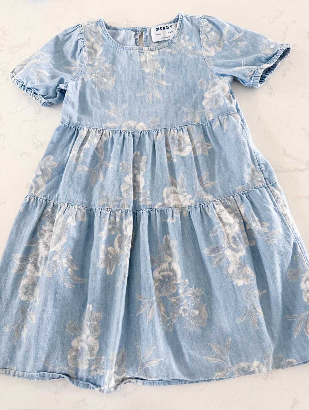 Old Navy- 6/7Y- VGUC- thin Jean dress with grey florals