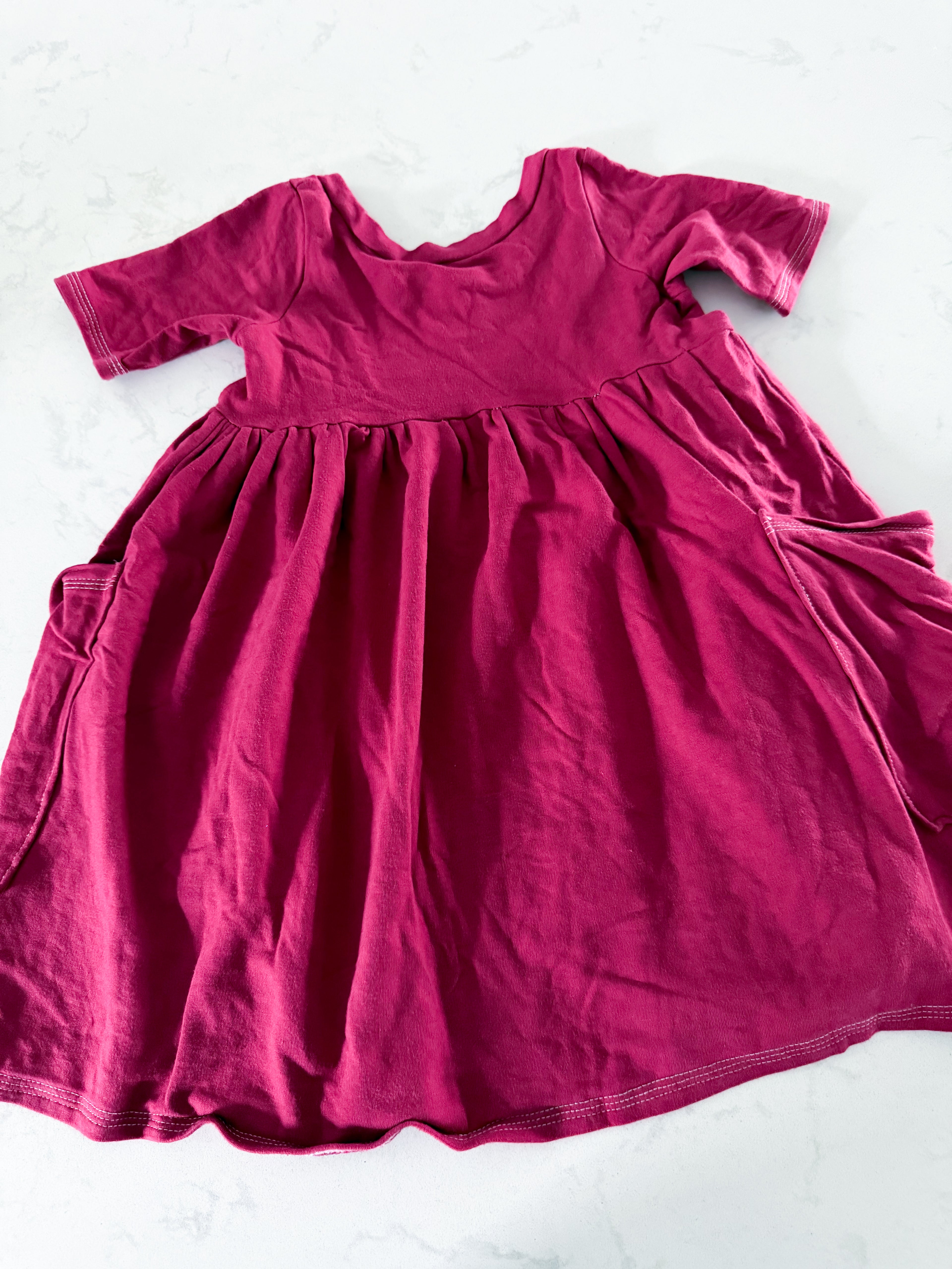 Bear and Roo- 5T- GUC- dark pink short sleeve bamboo dress