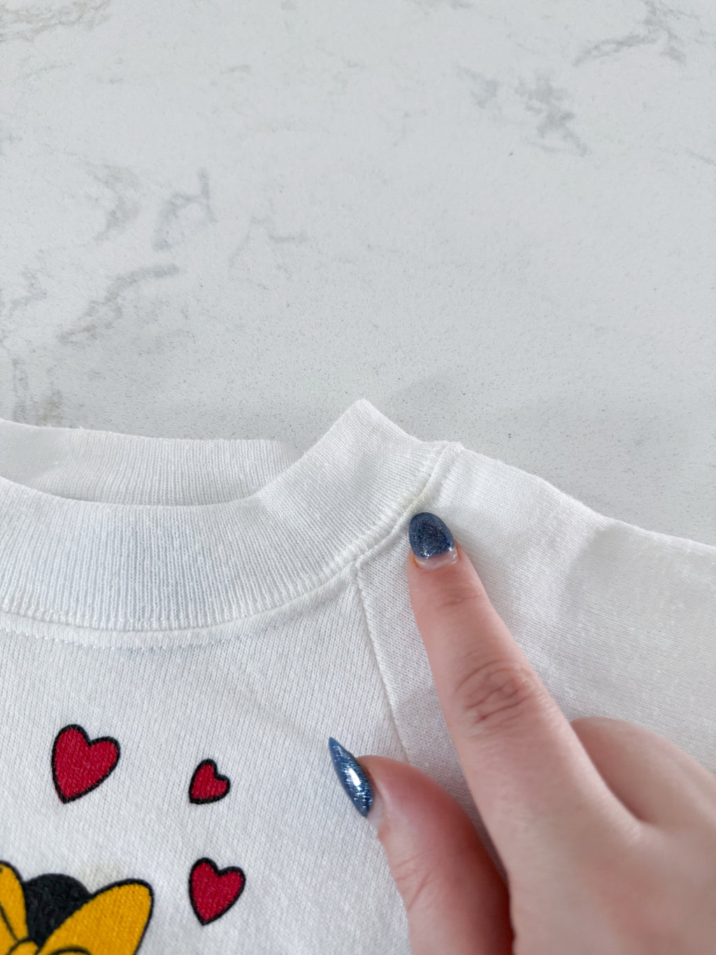 Disney (1988-1993)- 3T- PLAY- white vintage crewneck with Minnie mouse