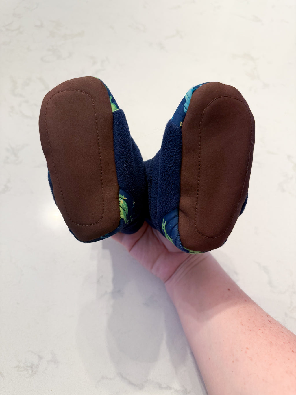 Jan and Jul- M (12-18)- GUC- cloth booties