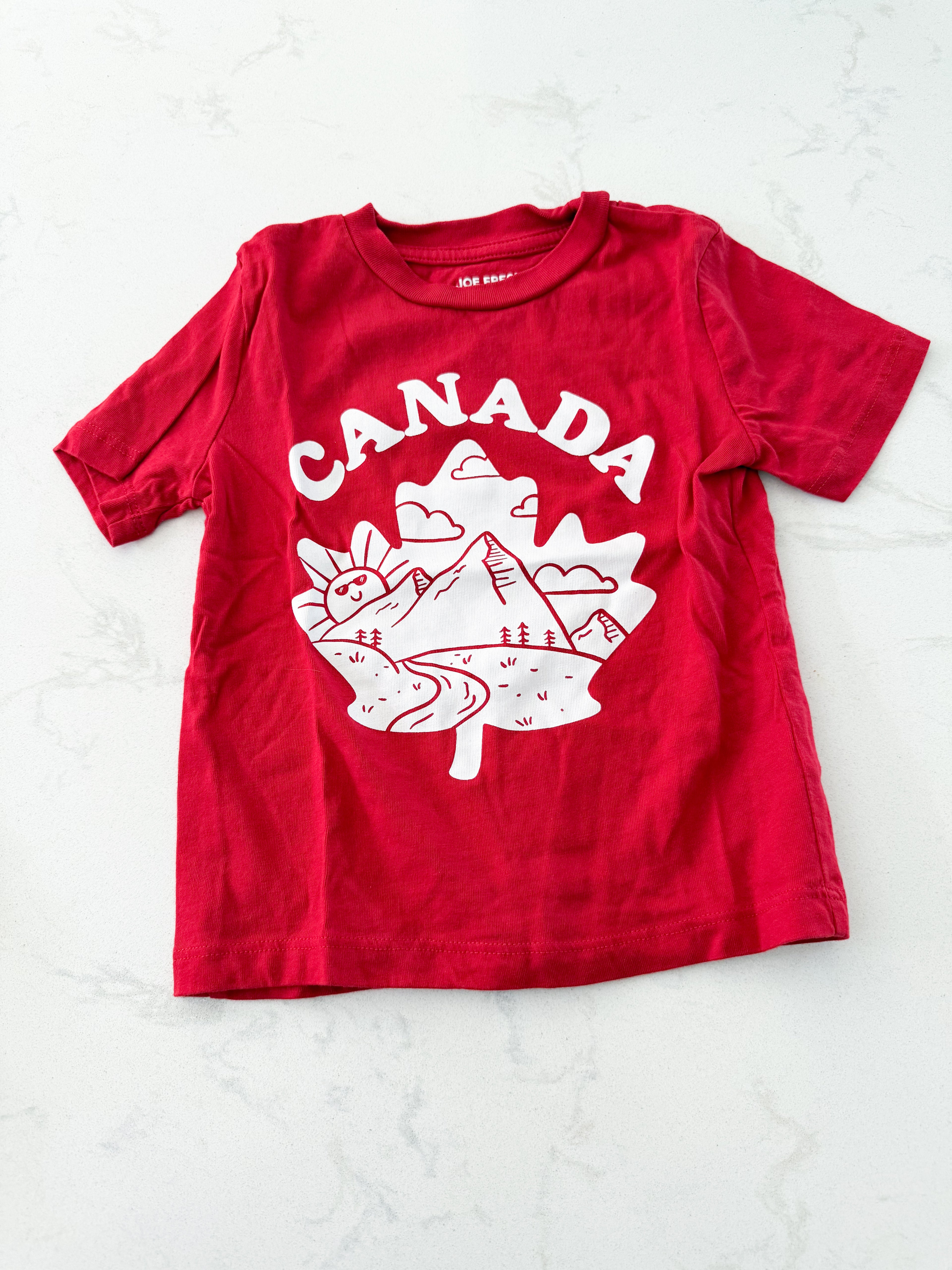 Joe fresh- 2T- VGUC- red t shirt with Canada graphic