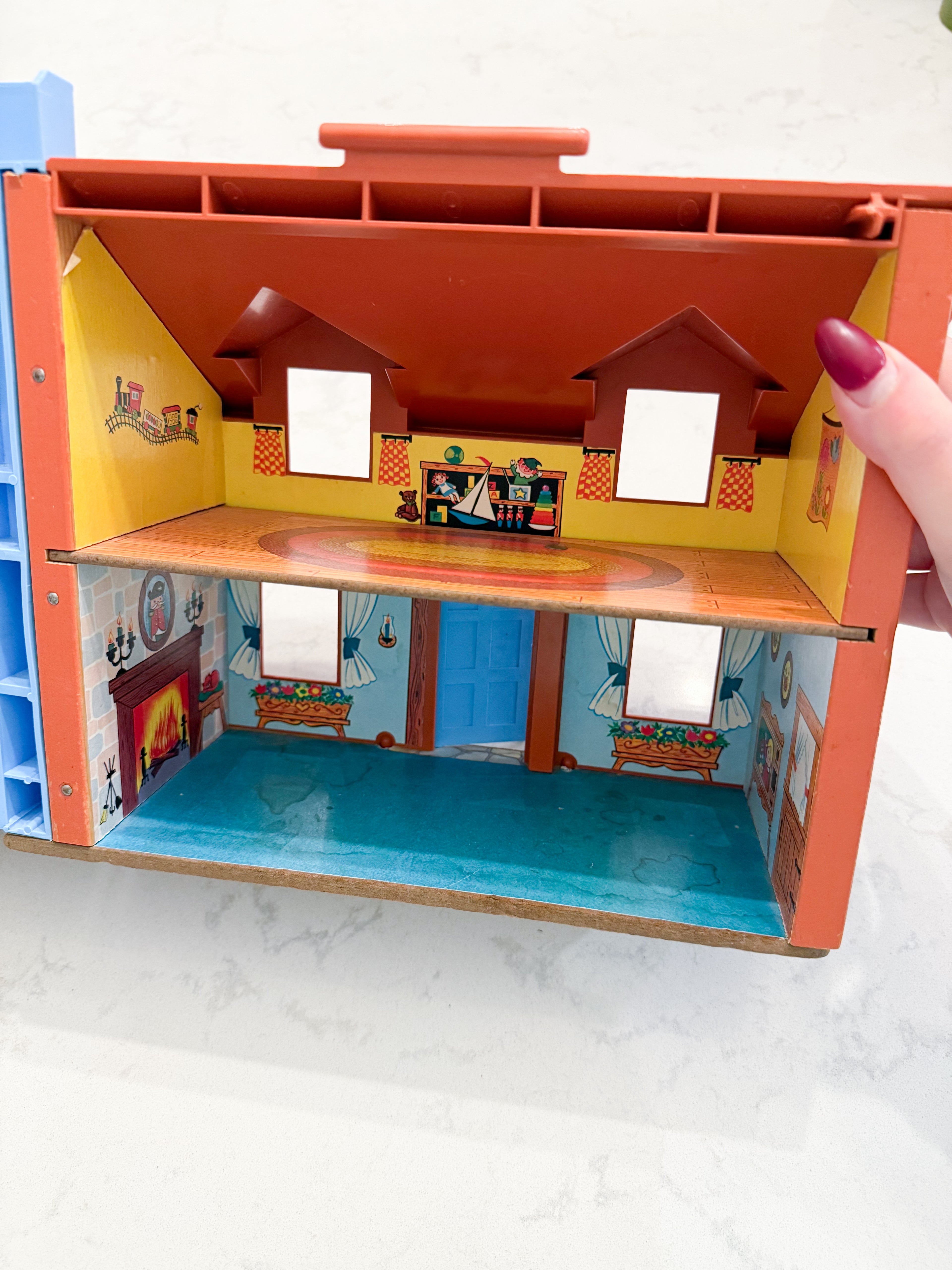 *Vintage* Fisher Price Tudor House circa 1979-1983- Play