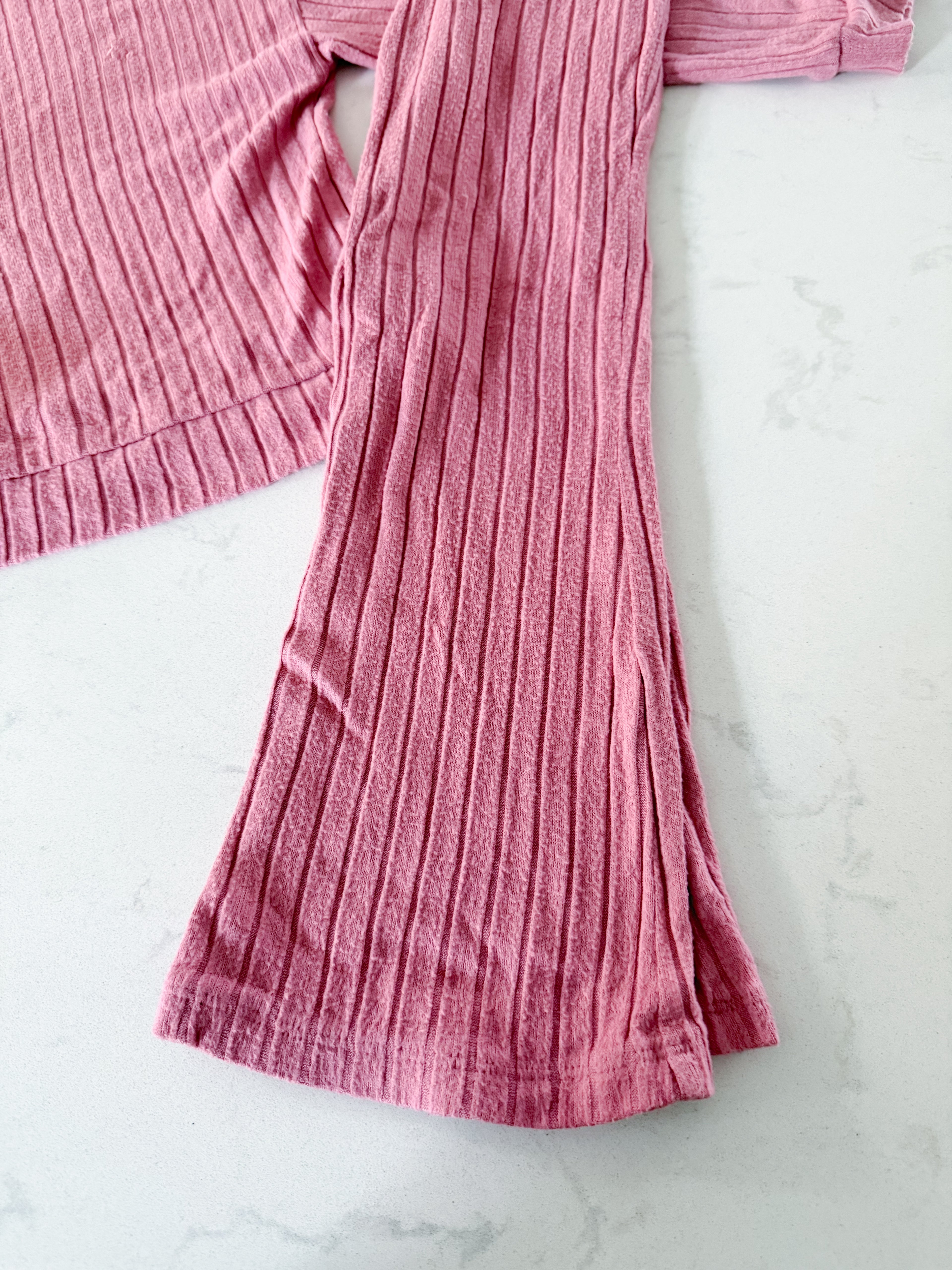 Gap- 4-5T- PLAY- dusty pink ribbed flare two piece set