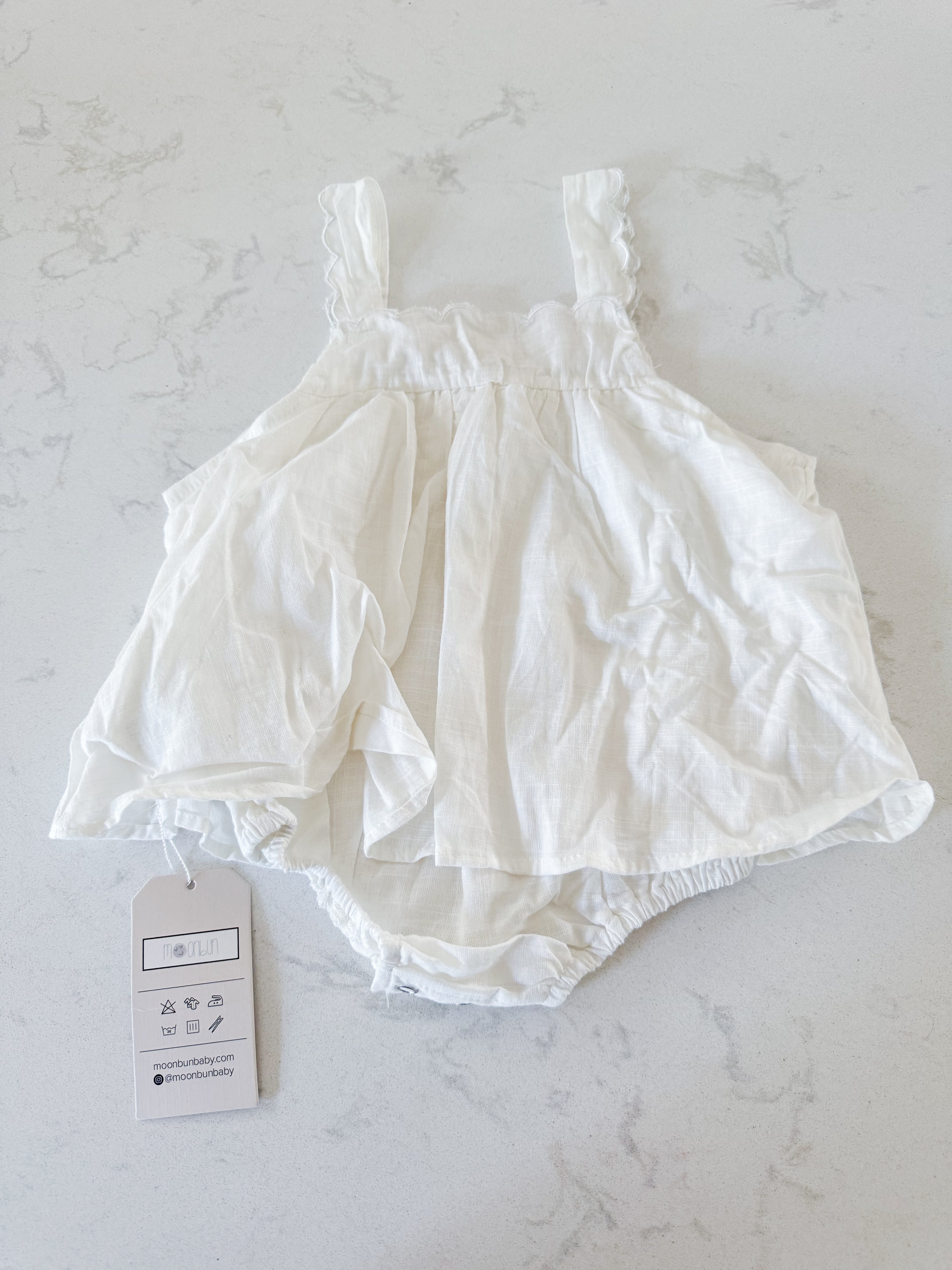 Moonbun- no size (2T ish)- BNWT- white linen tank bodysuit dress