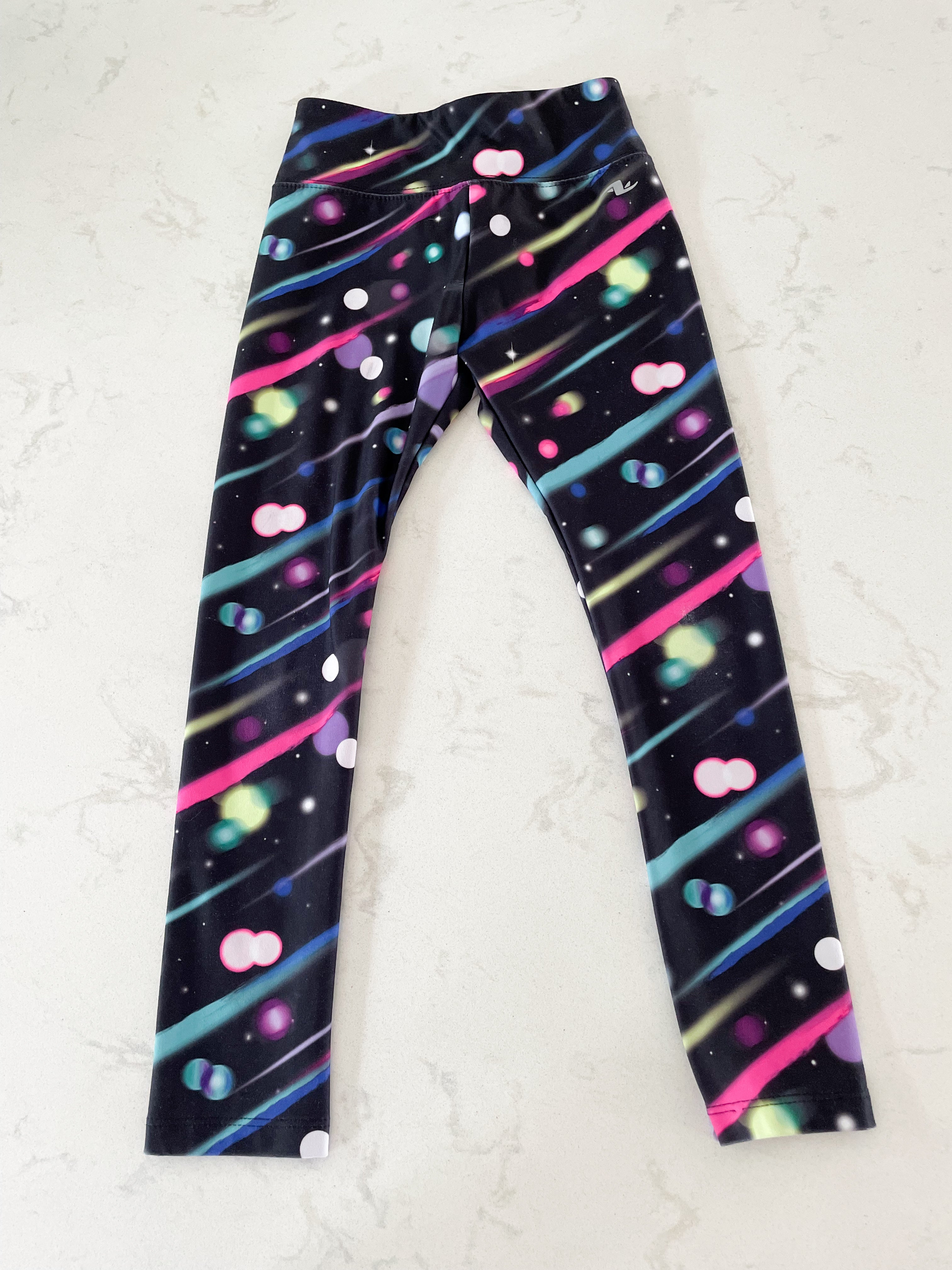 Athletic Works- 4-5Y- colourful leggings