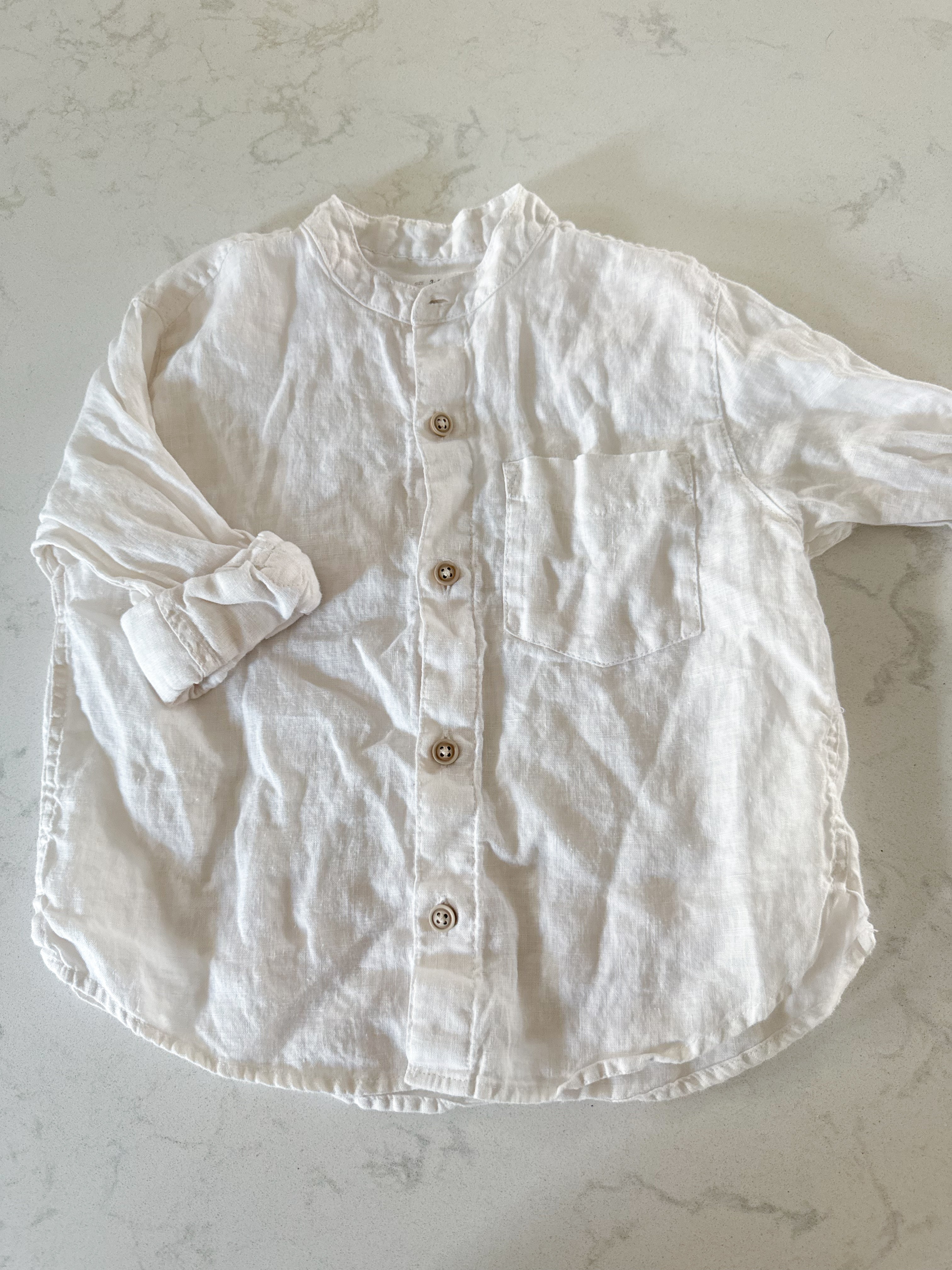 Zara- 3-4Y- VGUC- white thin button up dress shirt
