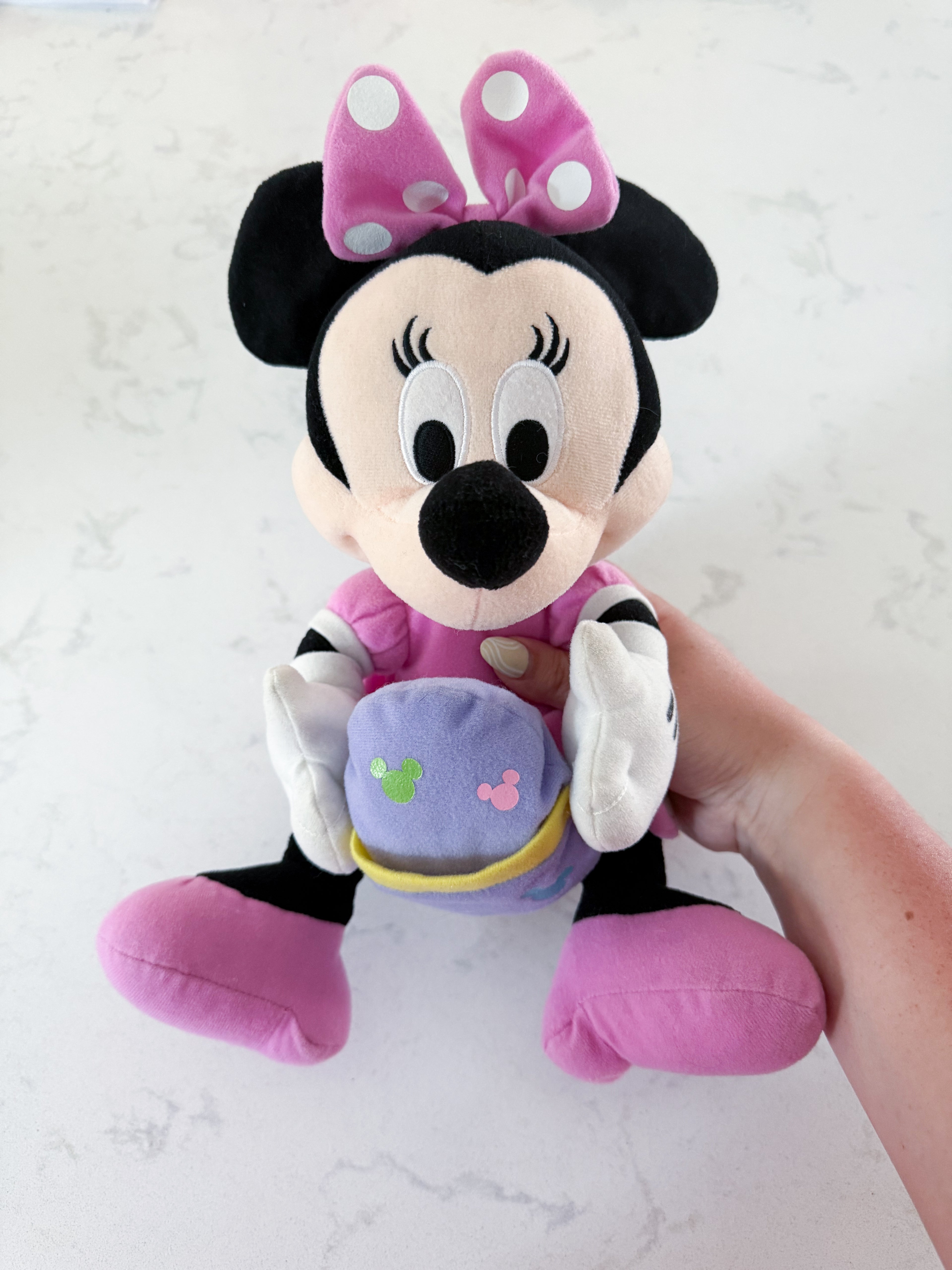 Disney- VGUC- Minnie Mouse stuffie holding Easter eggs