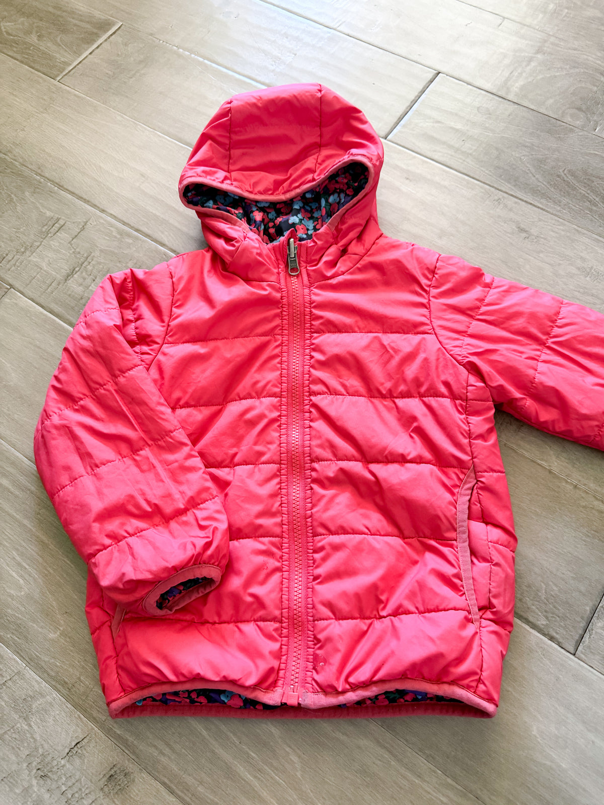 The North Face- 4T- PLAY- reversible pink floral puffer jacket