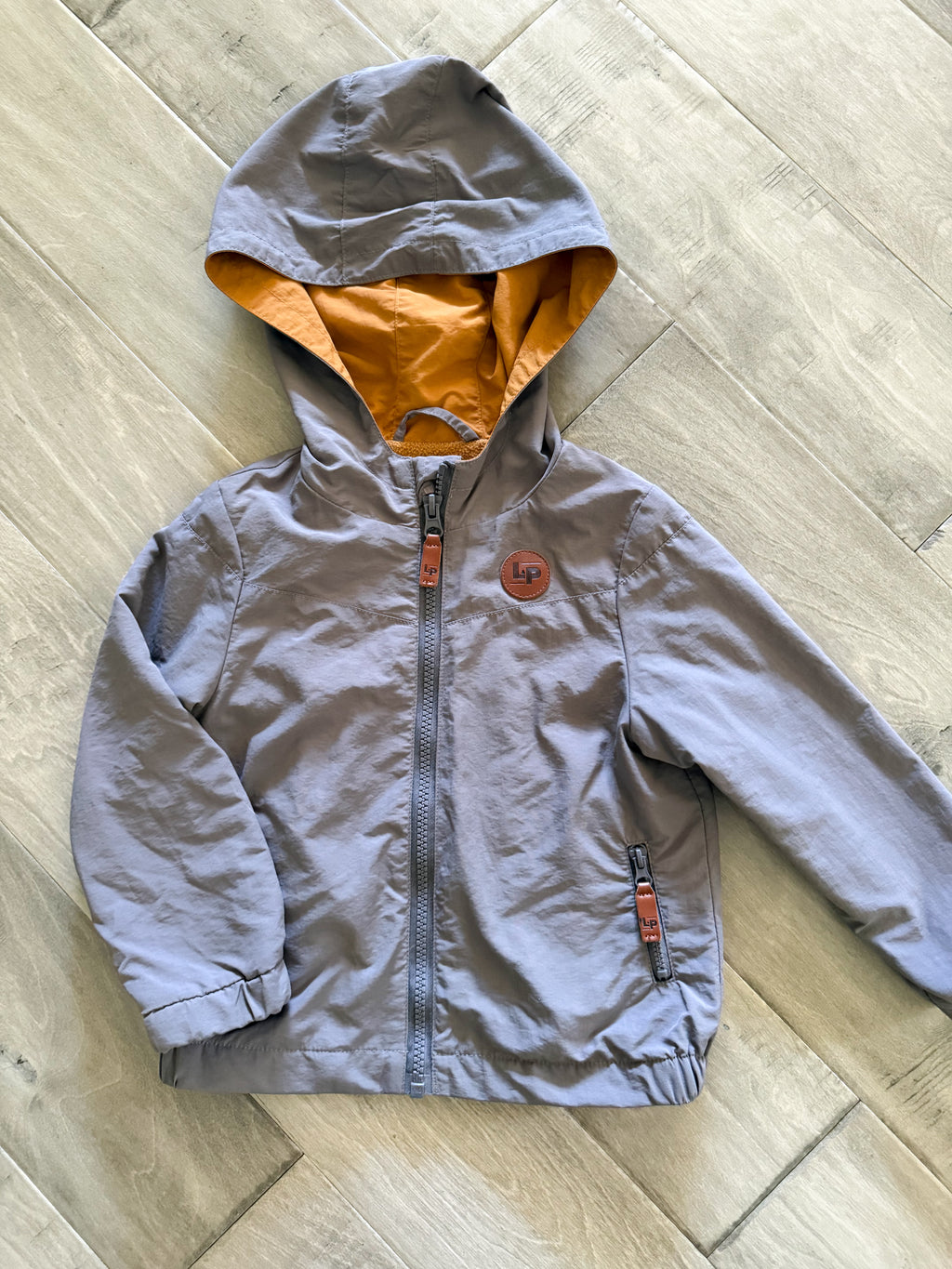 L&P Apparel- 12-24m (fits up to 2T)- VGUC- Grey jacket with fleece lining