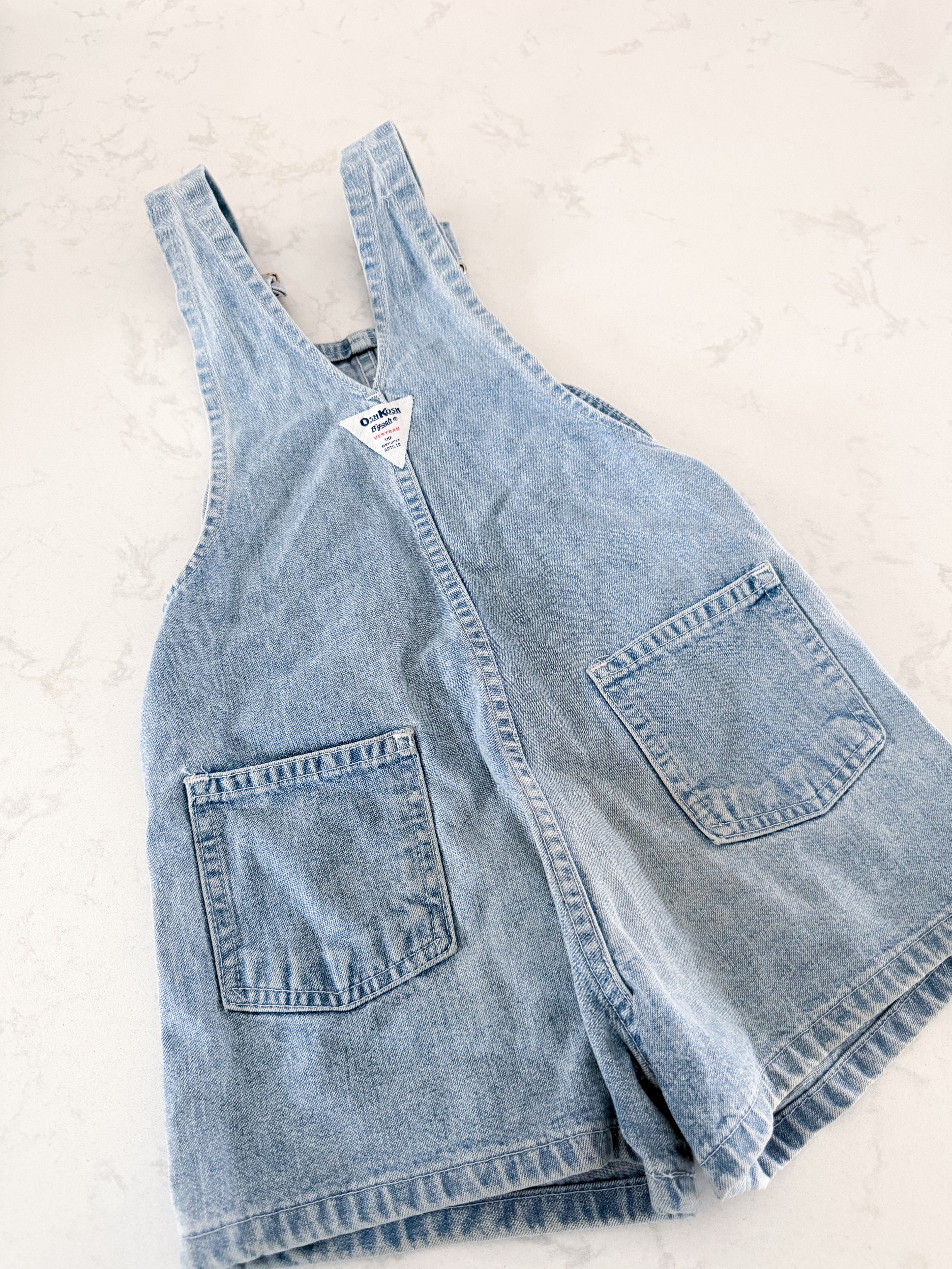 Oshkosh (1988-1993)- 6Y- PLAY- vintage Jean short overalls