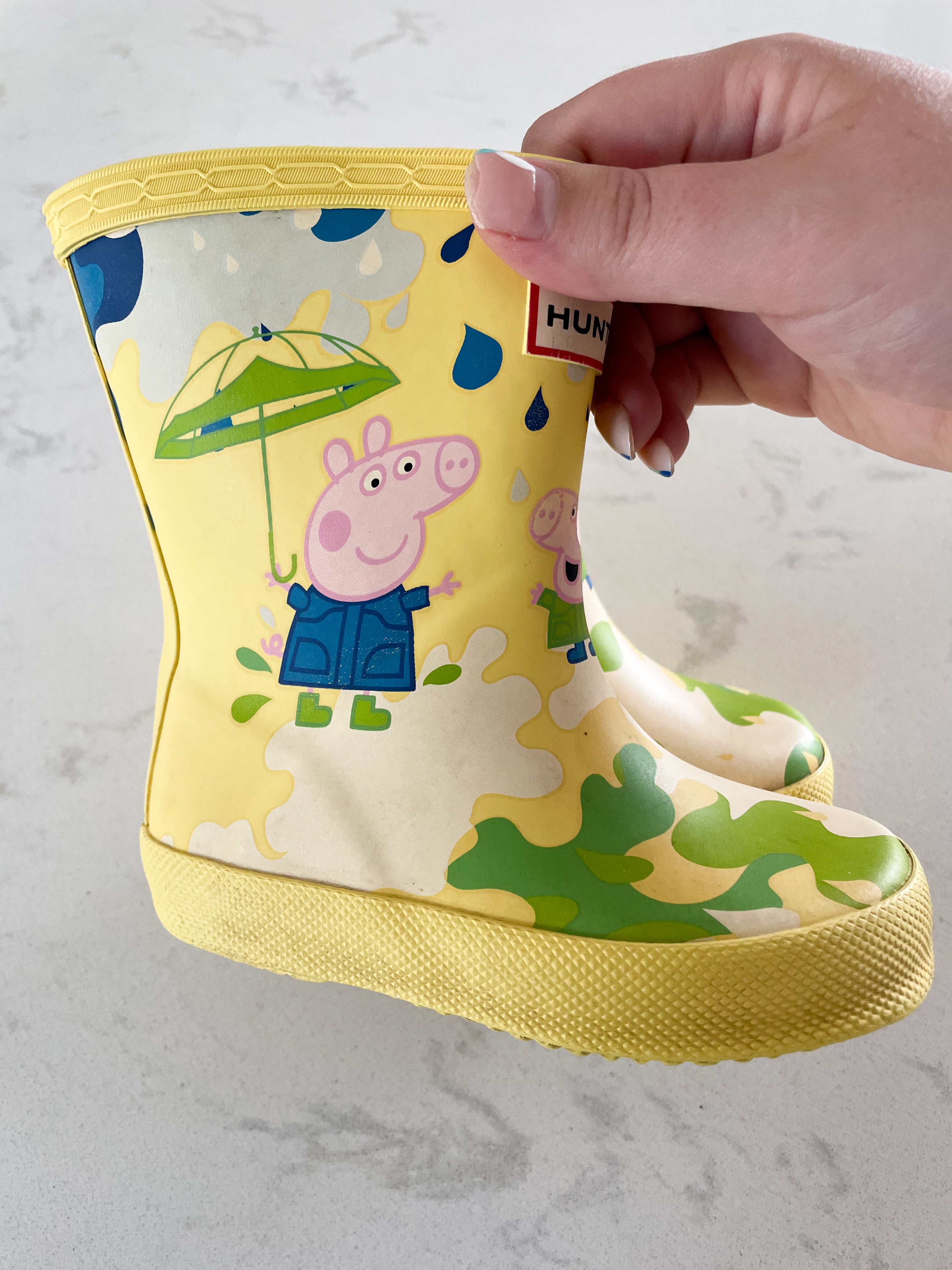Hunter- 6C- GUC- yellow Peppa Pig rain boots