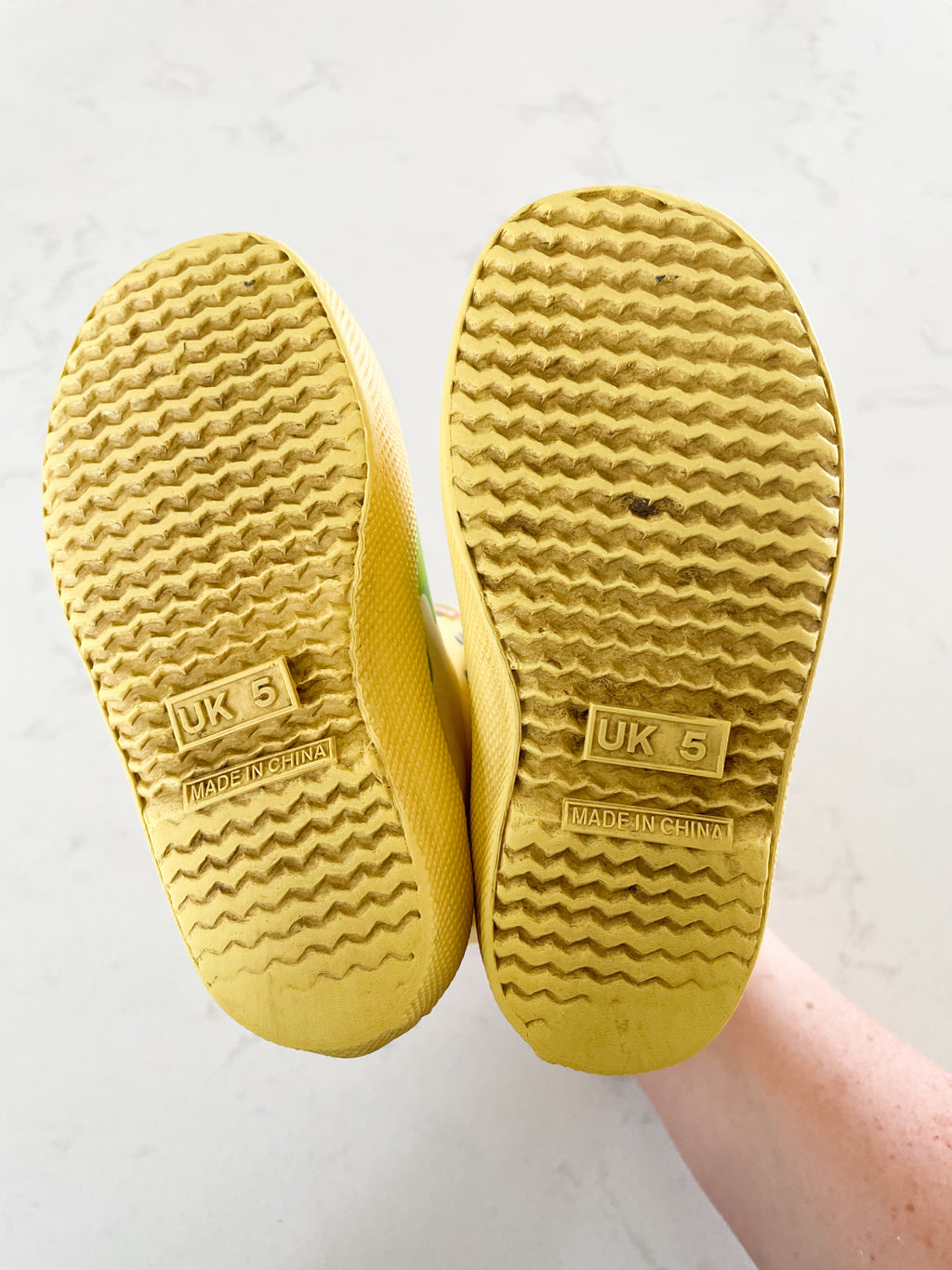 Hunter- 6C- GUC- yellow Peppa Pig rain boots