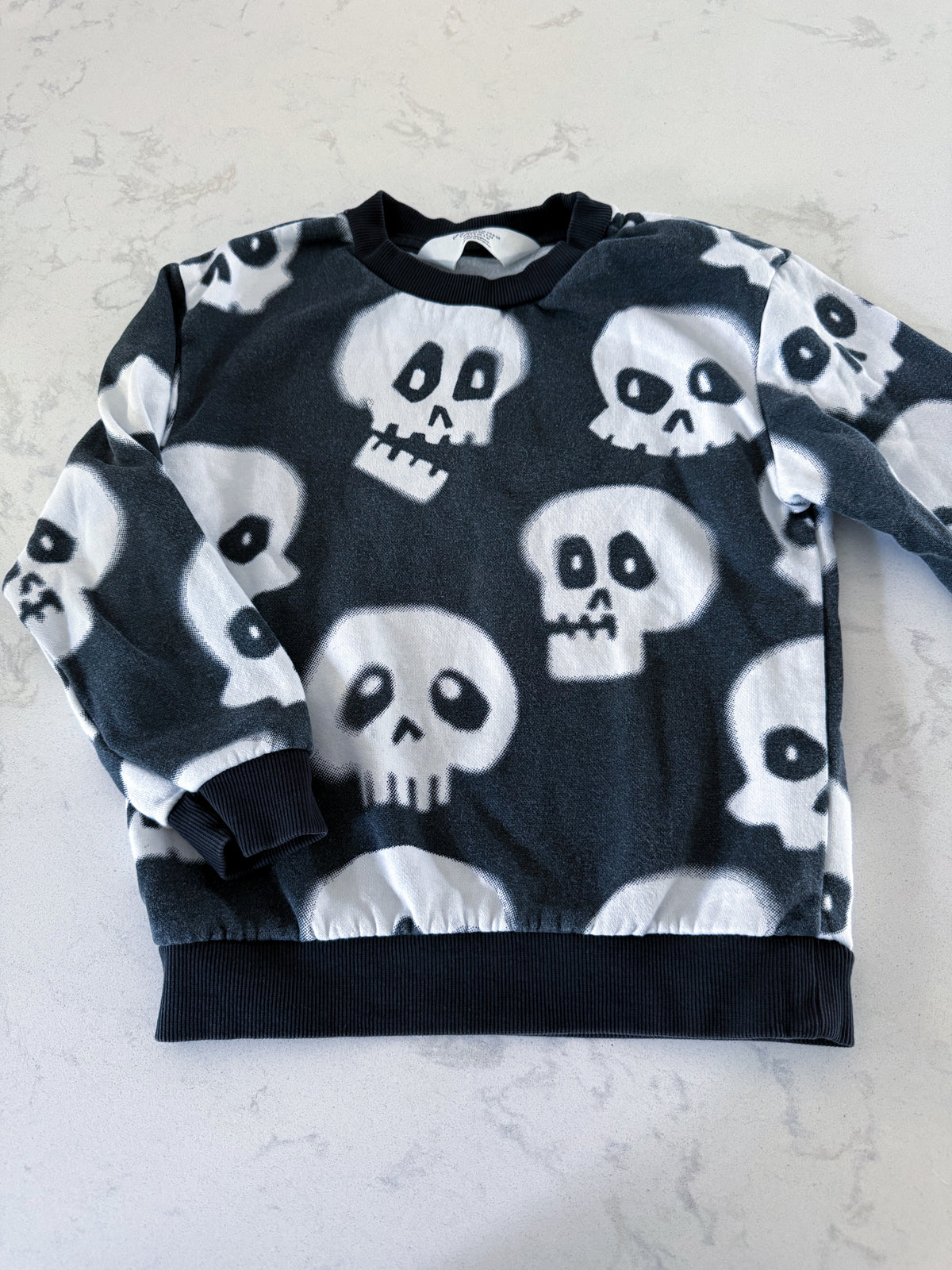 H&M- 5T/6- PLAY- black skull crewneck