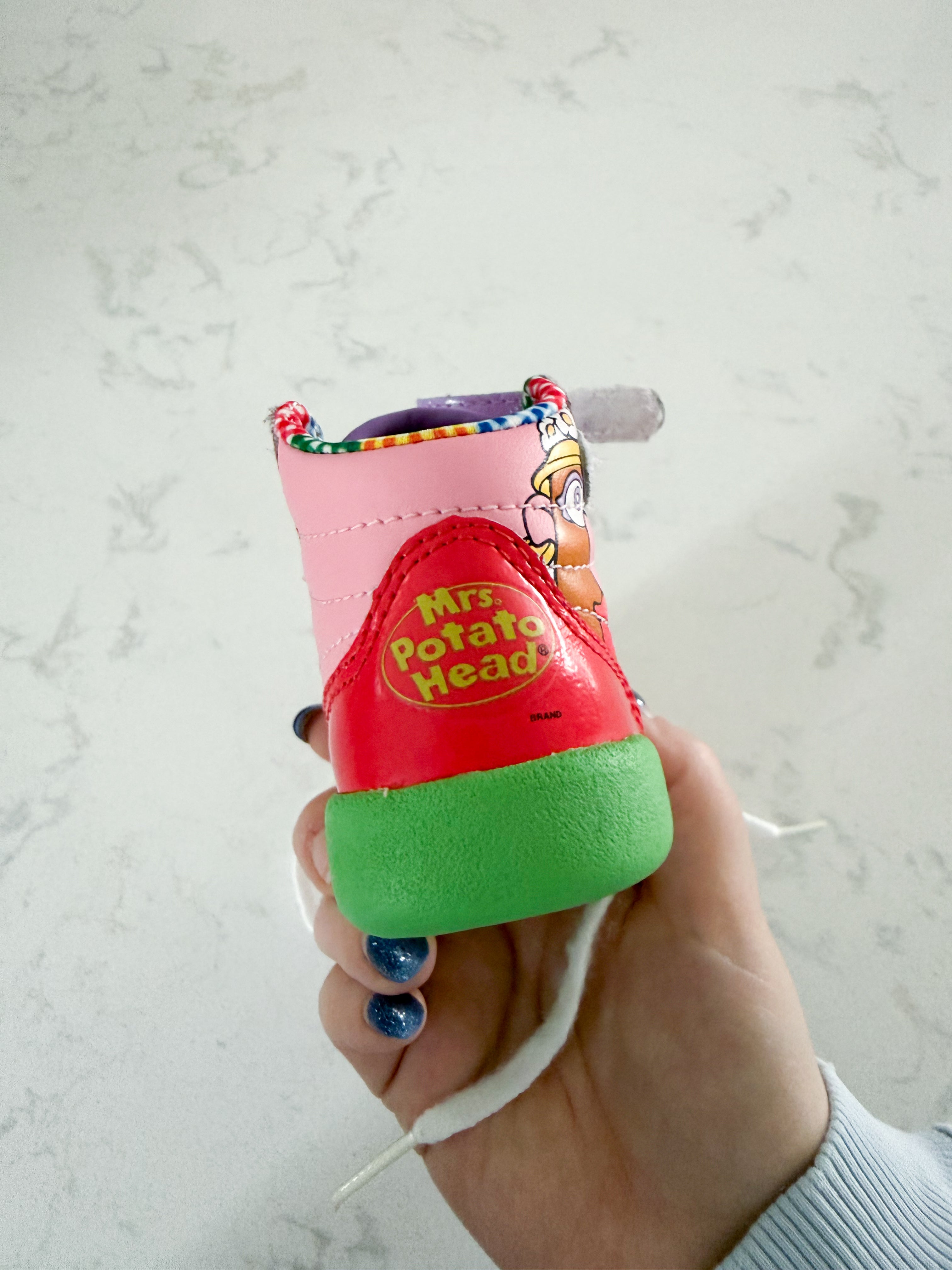 Reebok (2008)- 2C- VGUC- Mrs Potato Head shoes