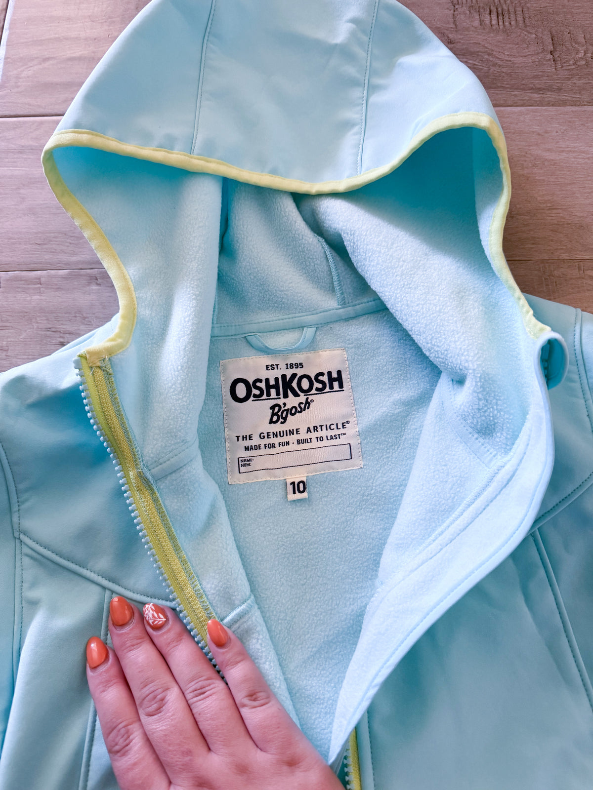Oshkosh-10Y- VGUC- light blue softshell fleece lined jacket with yellow accents