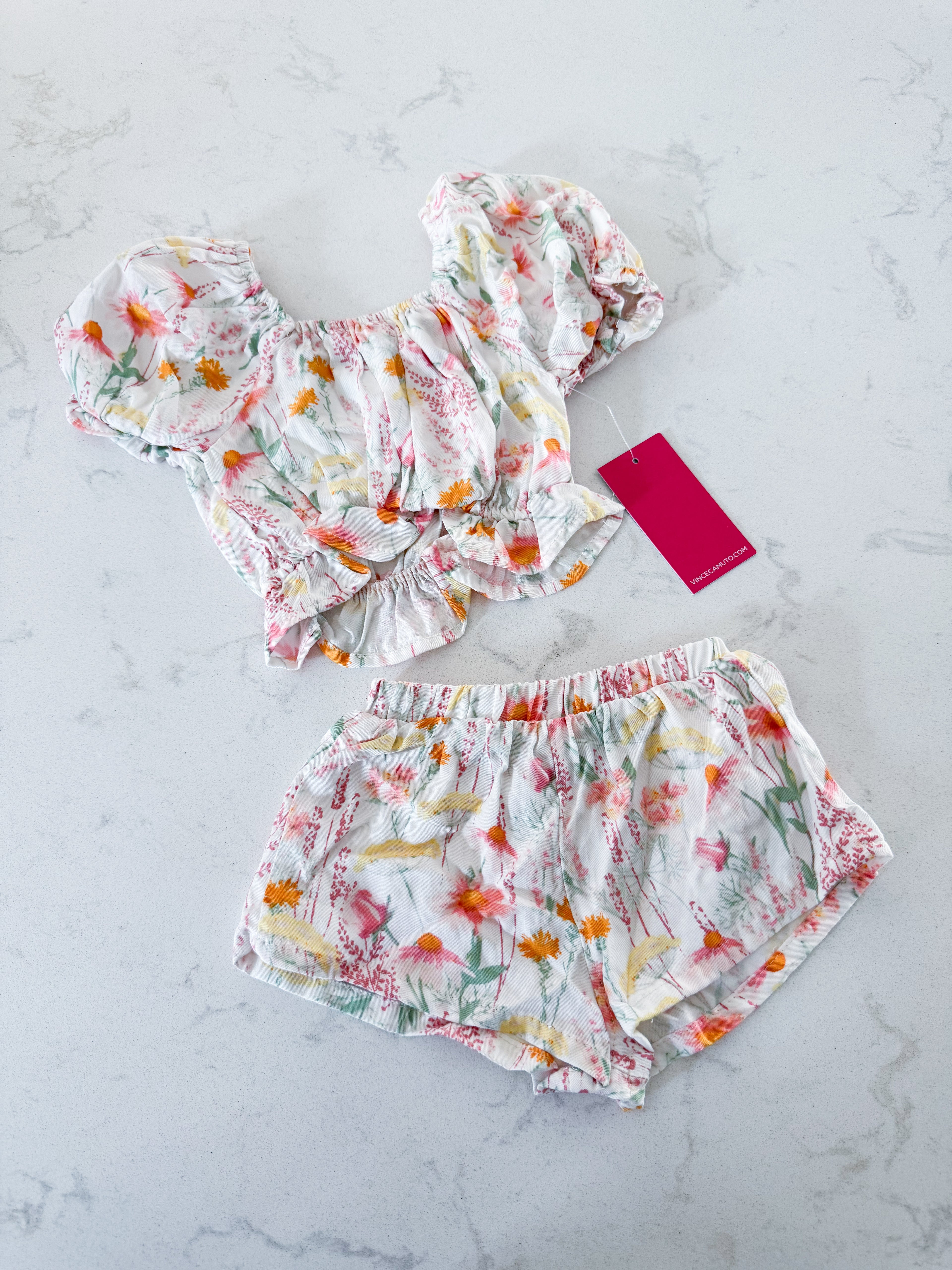 Vince Camuto- 6-9m- BNWT- two piece set with bright floral pattern