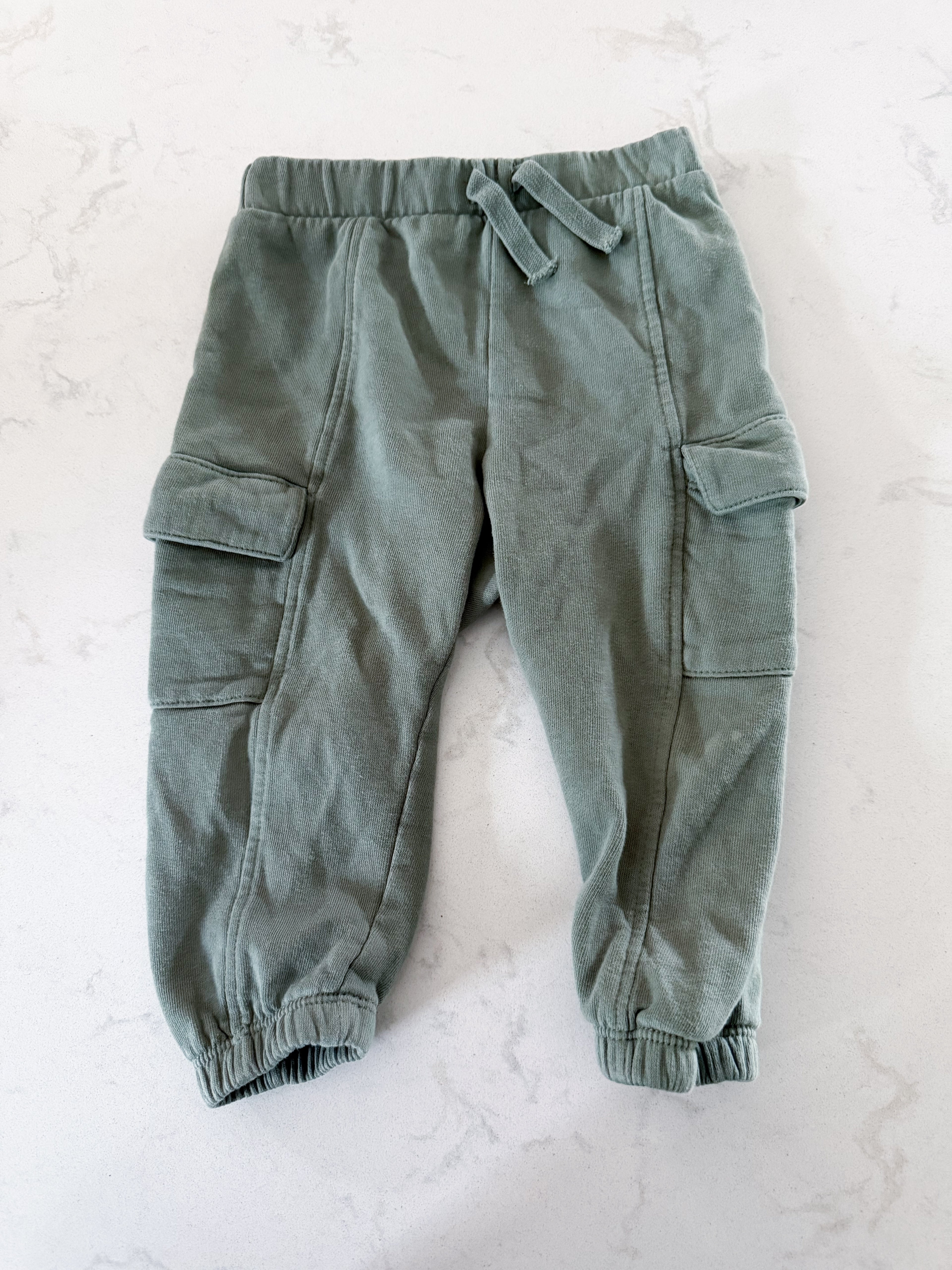 H&M-6-12m- VGUC- cargo sweats Green
