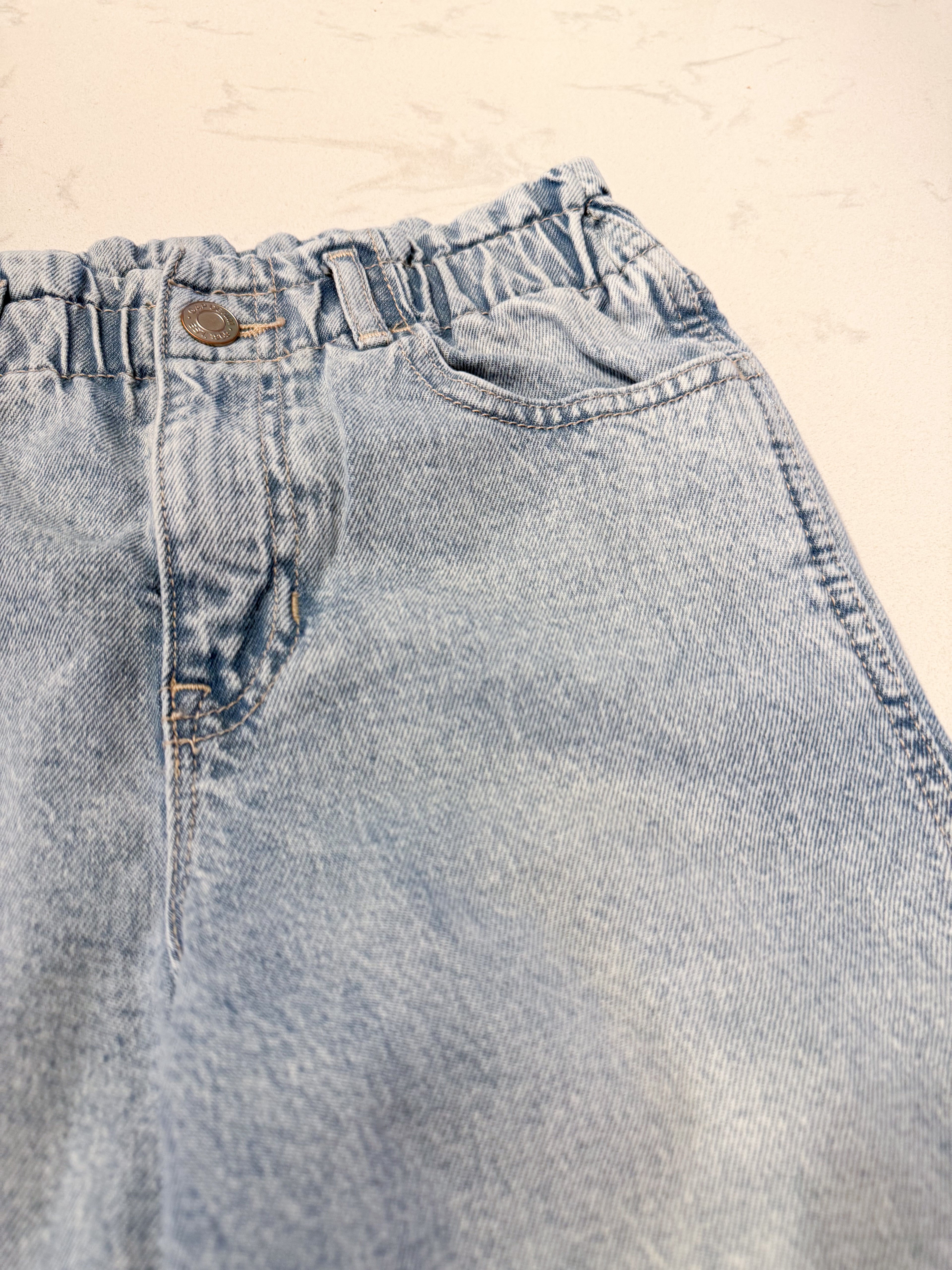 Gap- 8-10Y- VGUC- white wash high cinch waisted jeans