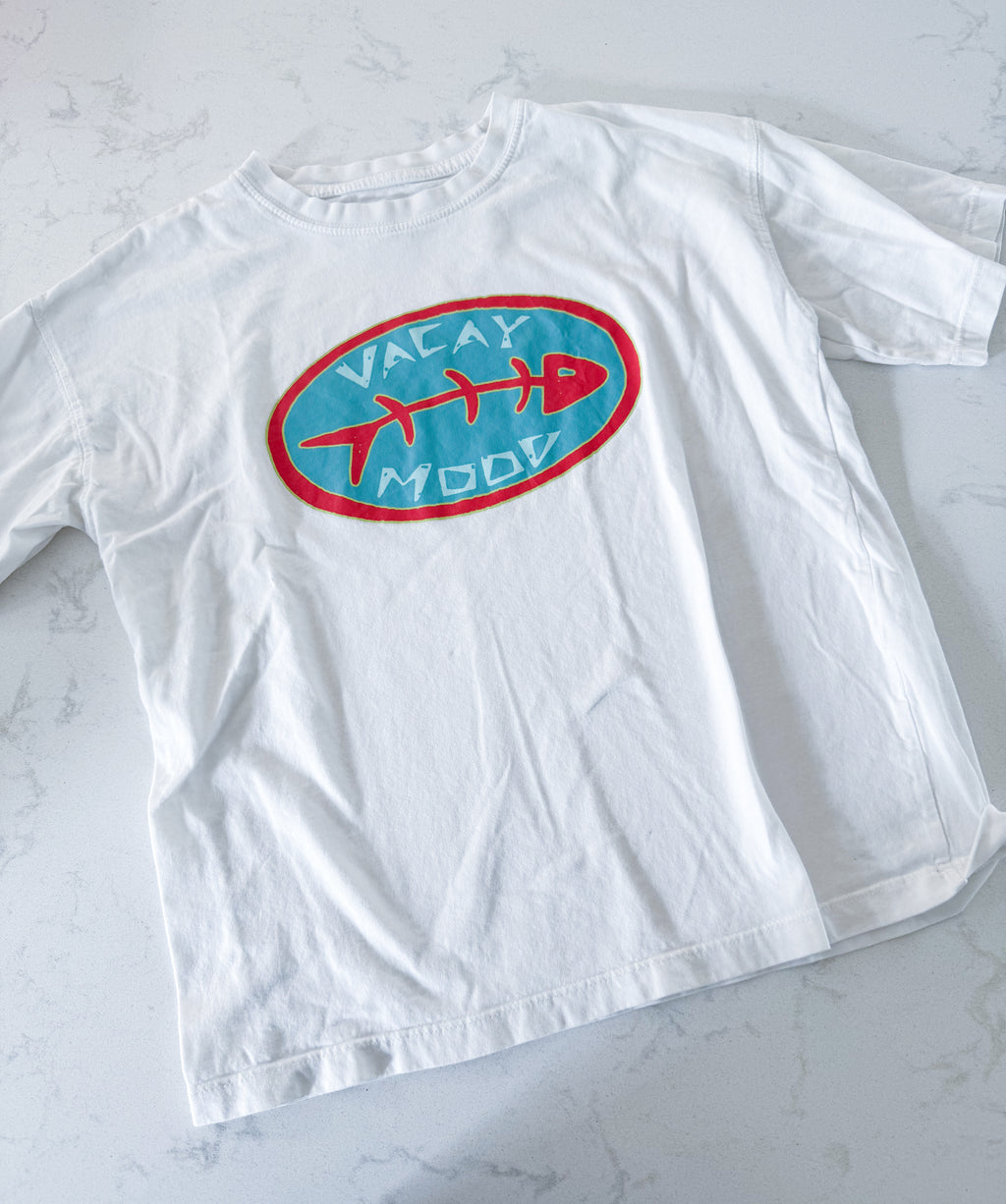 Zara- 8-9Y- PLAY- white t shirt with Vacay mood on front